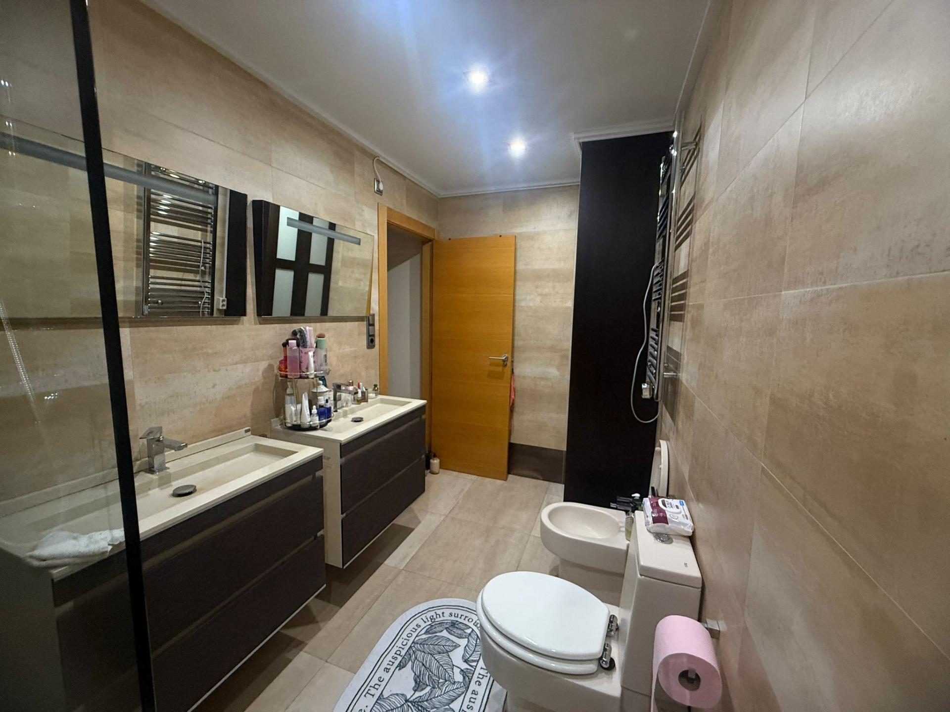 For sale - 5 Bedroom 3 Bathroom Town House in Orihuela Costa - Altos De Campoamor  - Alicante