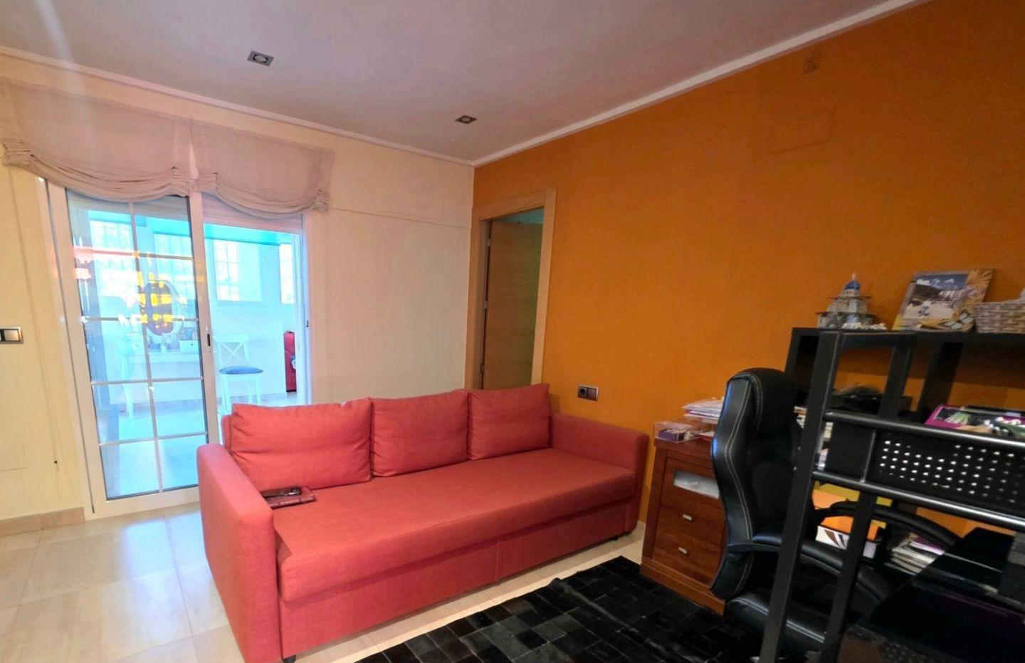 For sale - 5 Bedroom 3 Bathroom Town House in Orihuela Costa - Altos De Campoamor  - Alicante