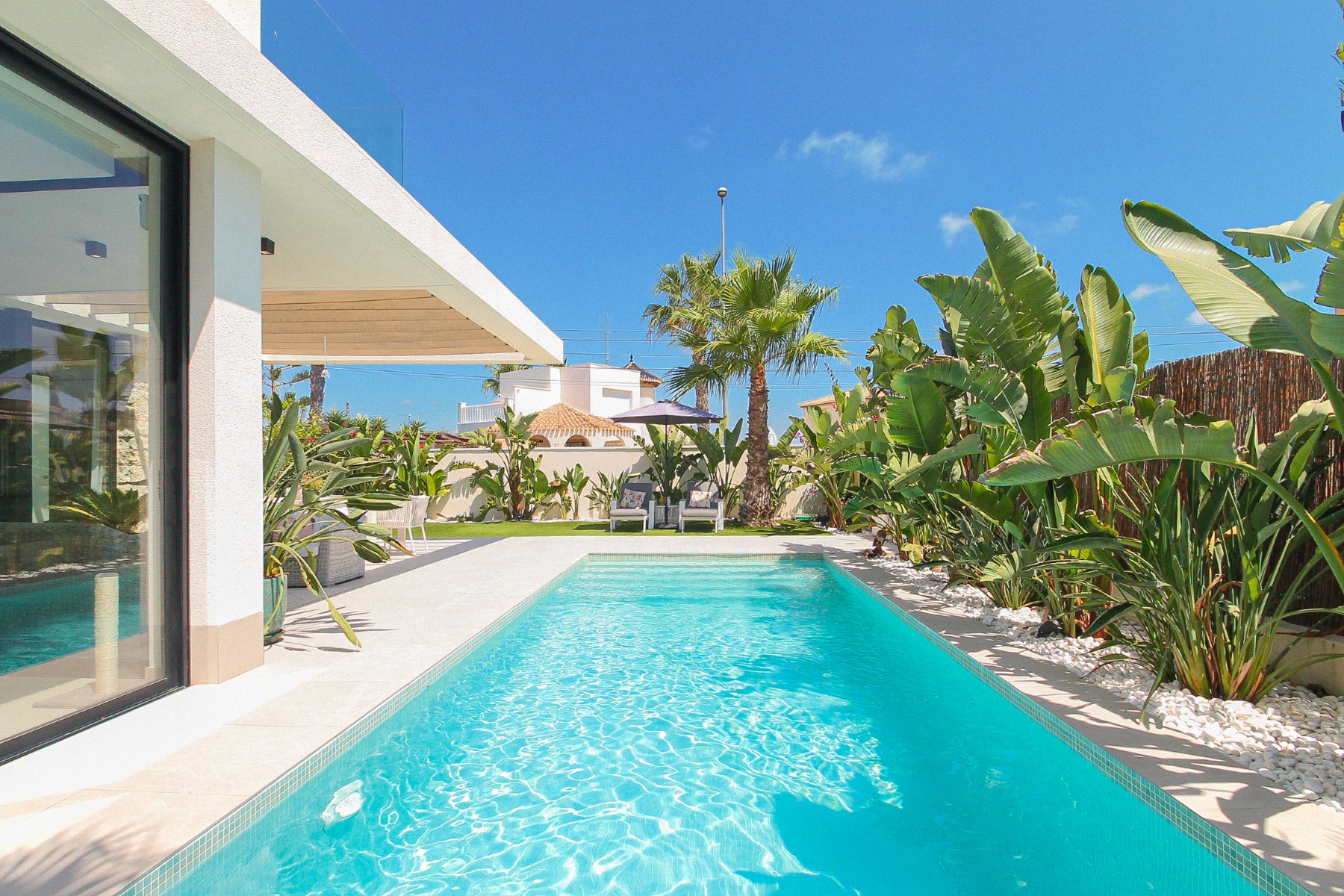 For sale - 3 Bedroom 3 Bathroom Villa in Orihuela Costa - Costa Blanca  - Alicante