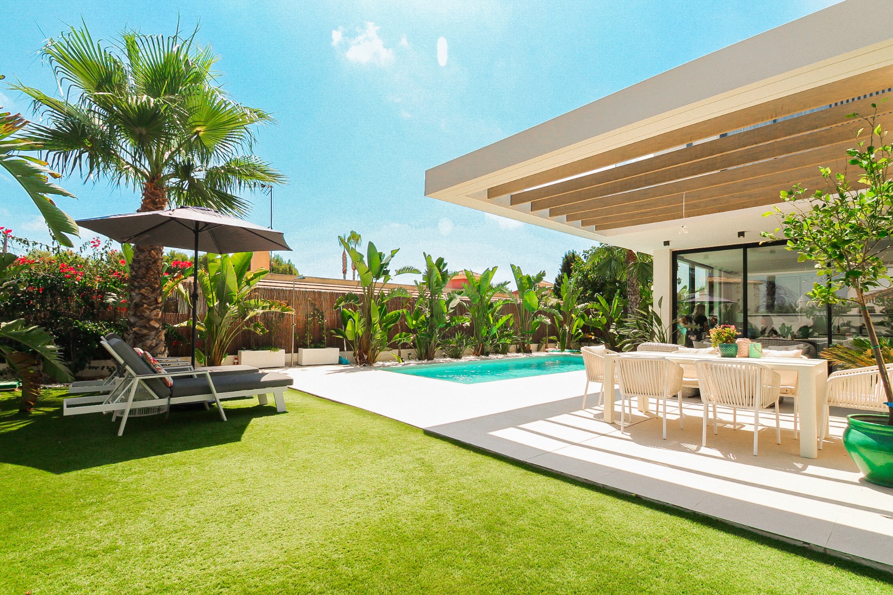 For sale - 3 Bedroom 3 Bathroom Villa in Orihuela Costa - Costa Blanca  - Alicante