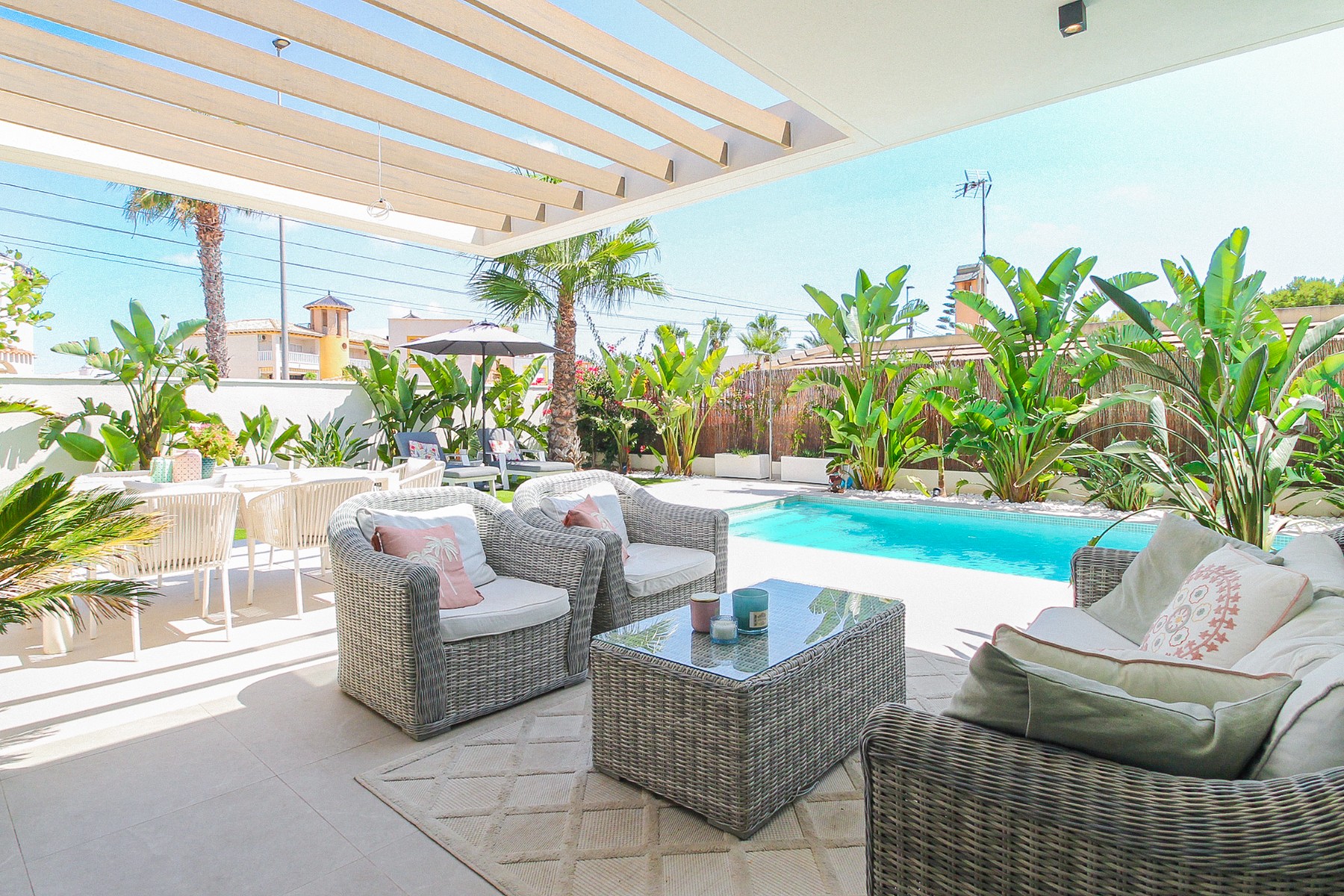 For sale - 3 Bedroom 3 Bathroom Villa in Orihuela Costa - Costa Blanca  - Alicante