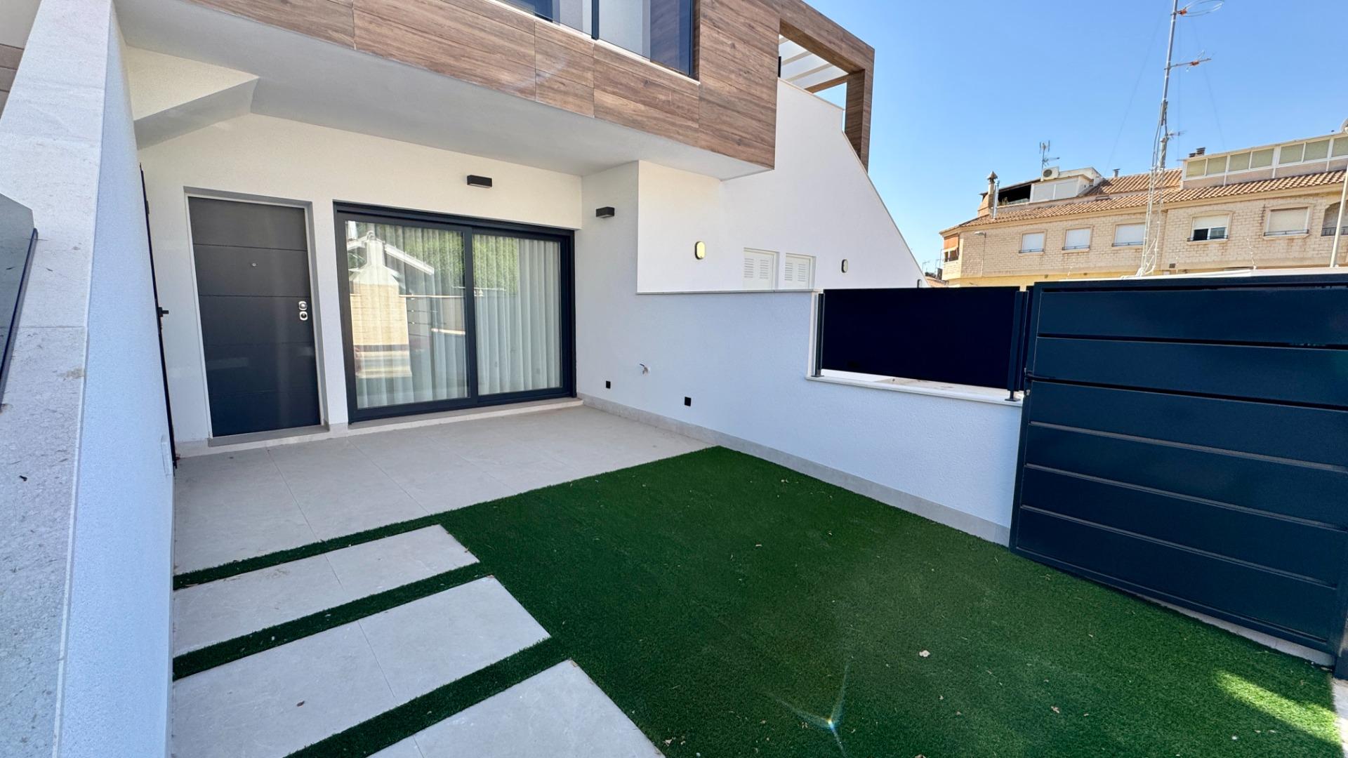 For sale - 2 Bedroom 2 Bathroom Bungalow in San Pedro del Pinatar - Lopagán  - Murcia