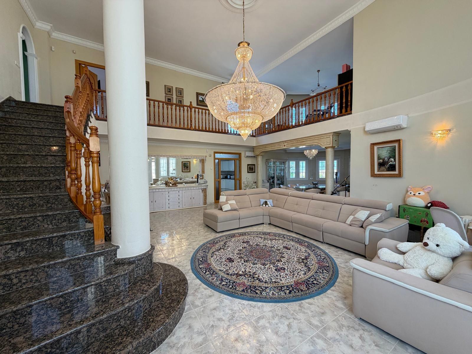 For sale - 6 Bedroom 6 Bathroom Villa in Rojales - La Fiesta  - Alicante
