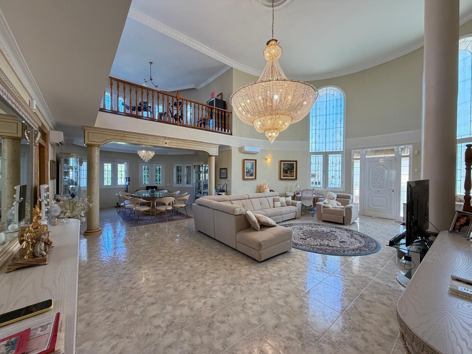 For sale - 6 Bedroom 6 Bathroom Villa in Rojales - La Fiesta  - Alicante