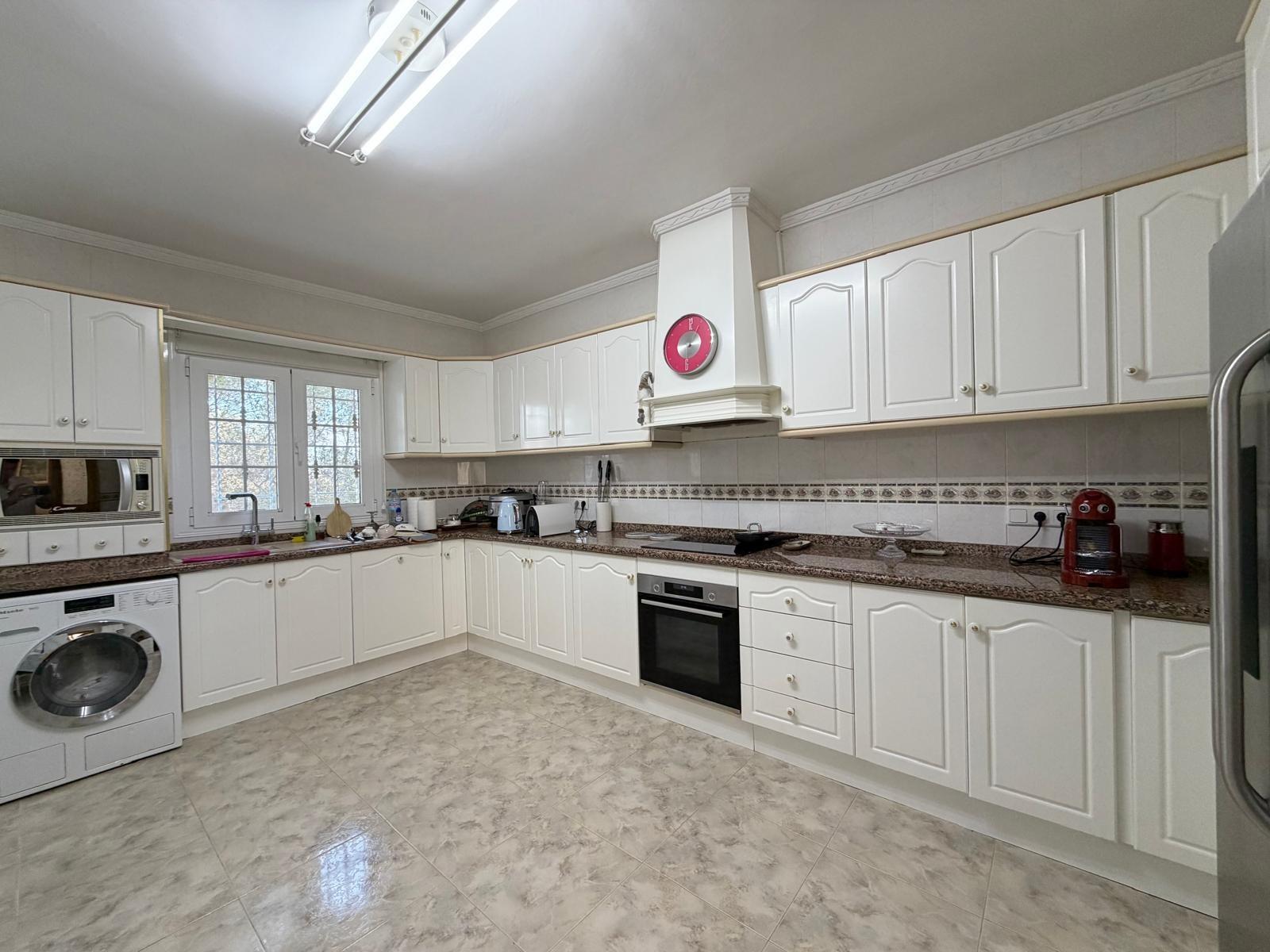 For sale - 6 Bedroom 6 Bathroom Villa in Rojales - La Fiesta  - Alicante