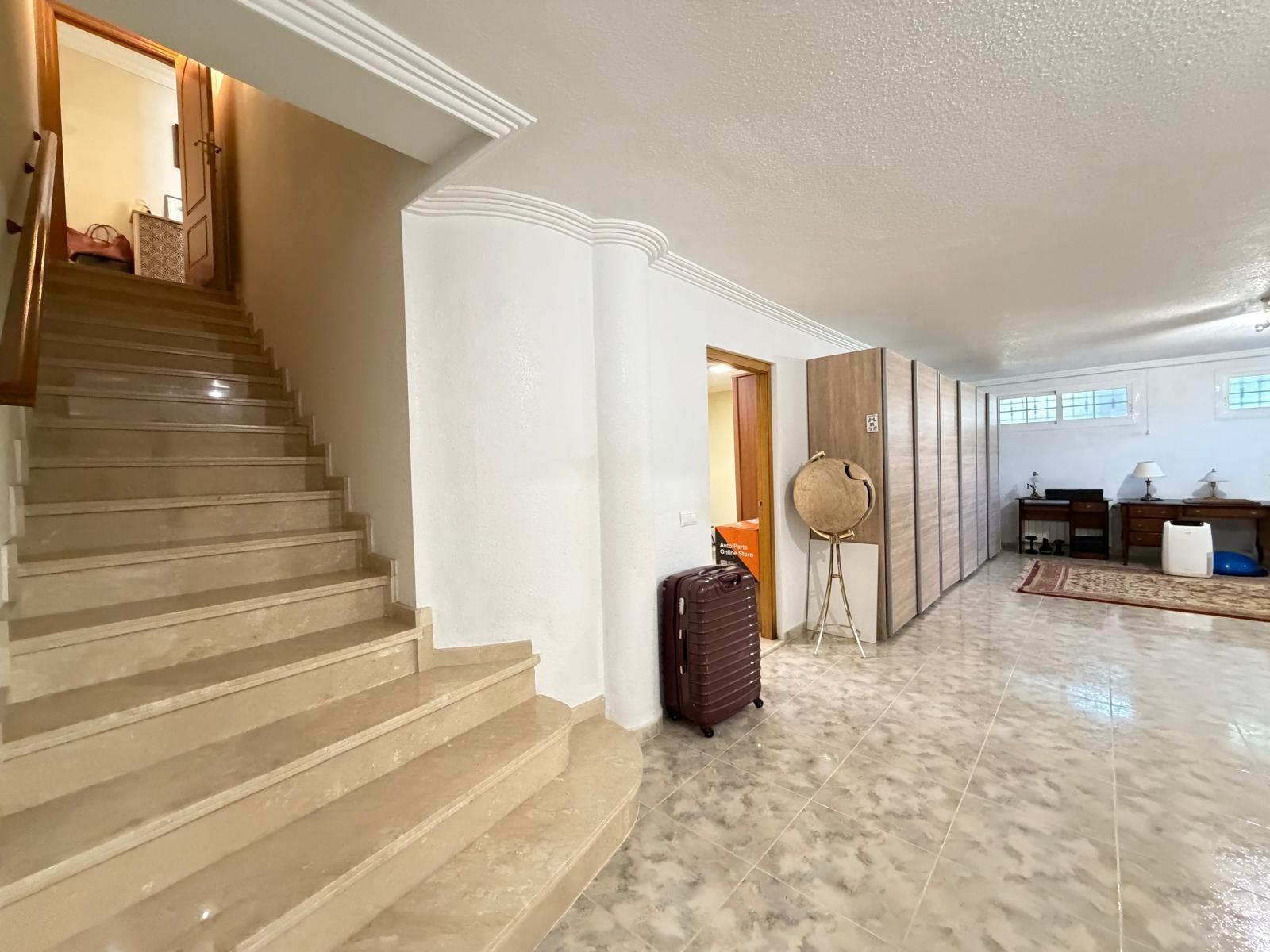 For sale - 6 Bedroom 6 Bathroom Villa in Rojales - La Fiesta  - Alicante