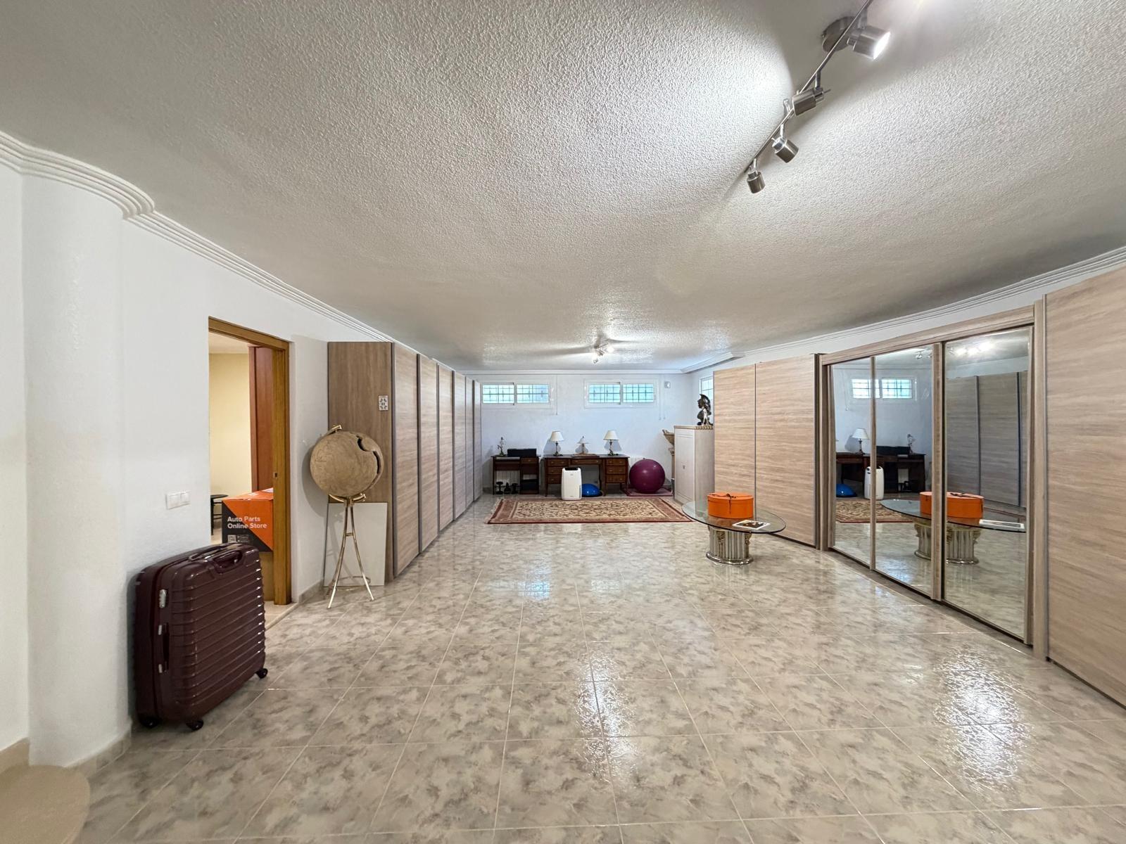 For sale - 6 Bedroom 6 Bathroom Villa in Rojales - La Fiesta  - Alicante