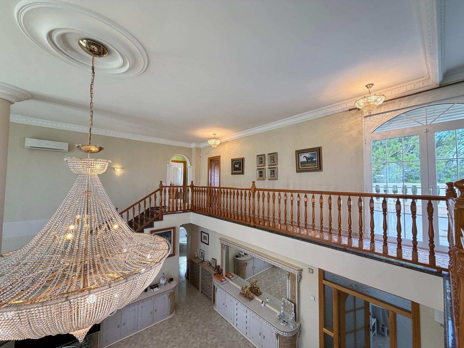 For sale - 6 Bedroom 6 Bathroom Villa in Rojales - La Fiesta  - Alicante
