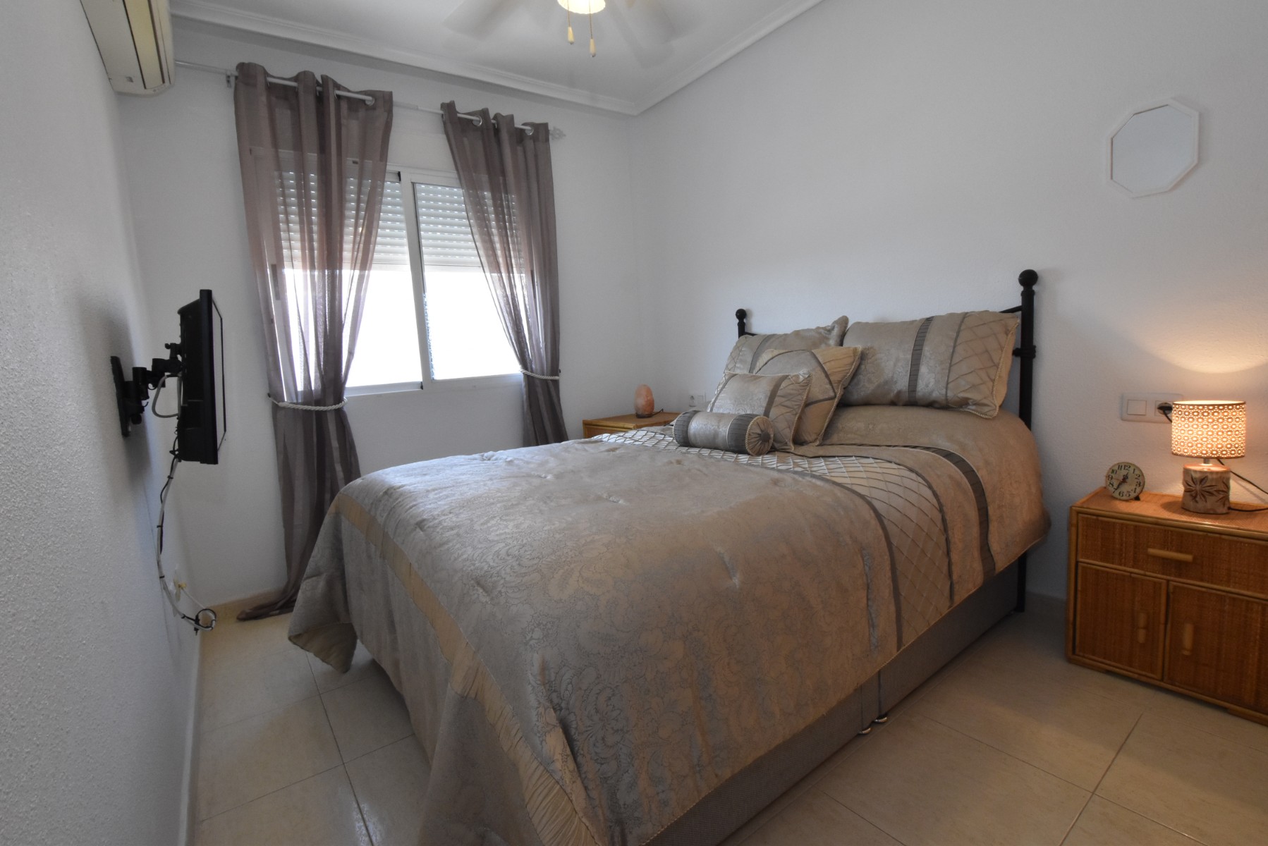 For sale - 2 Bedroom 1 Bathroom Apartment in Algorfa - Inland  - Alicante