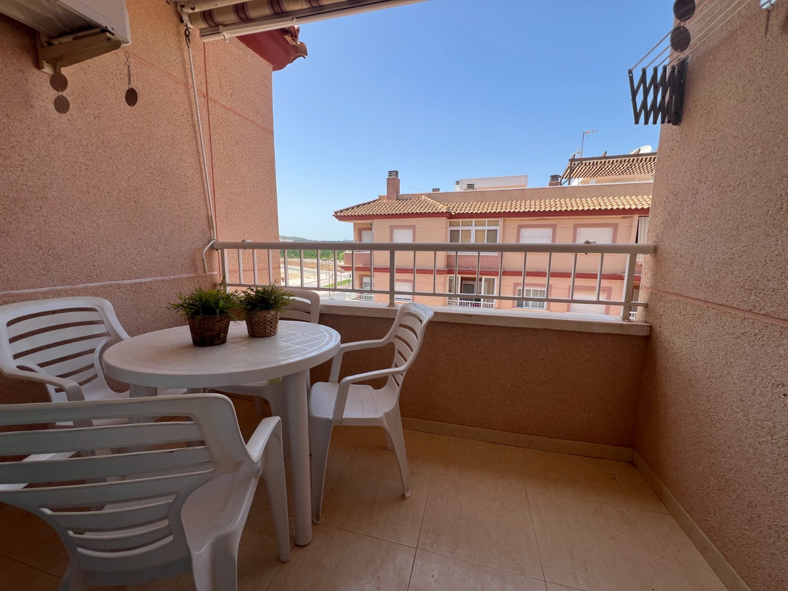 For sale - 2 Bedroom 1 Bathroom Apartment in Algorfa - Inland  - Alicante