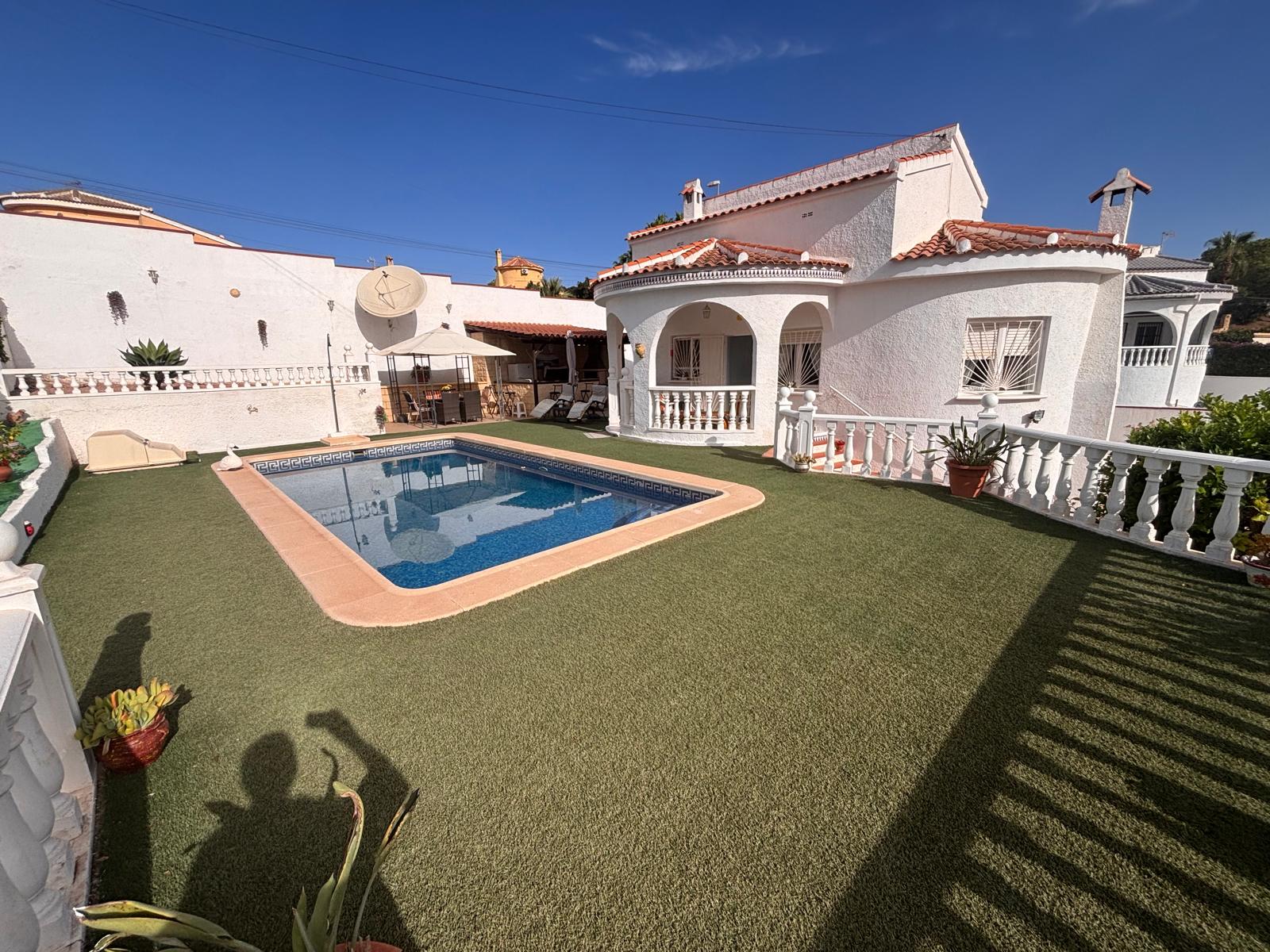 For sale - 2 Bedroom 1 Bathroom Villa in Ciudad Quesada - Costa Blanca  - Alicante