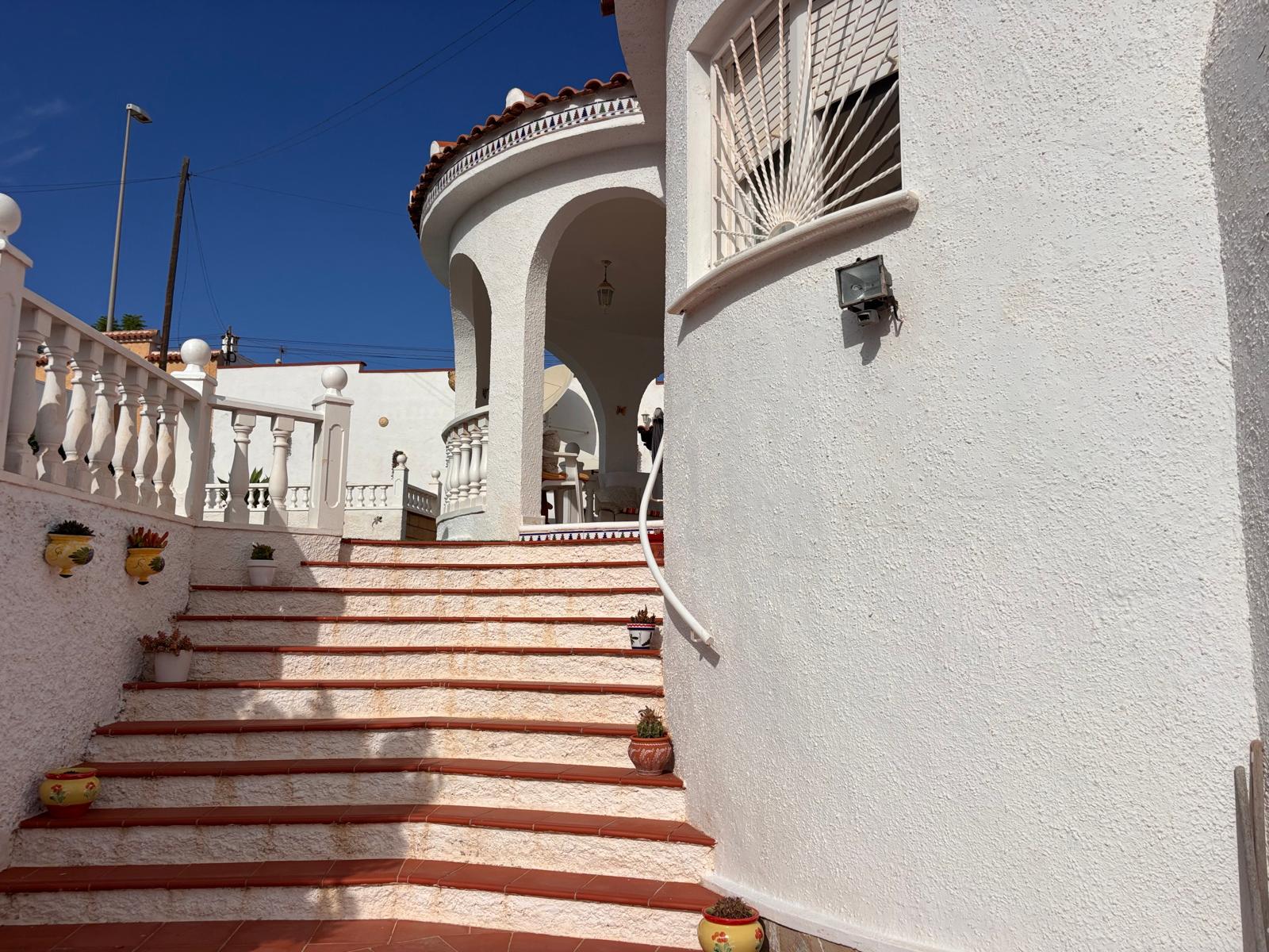For sale - 2 Bedroom 1 Bathroom Villa in Ciudad Quesada - Costa Blanca  - Alicante