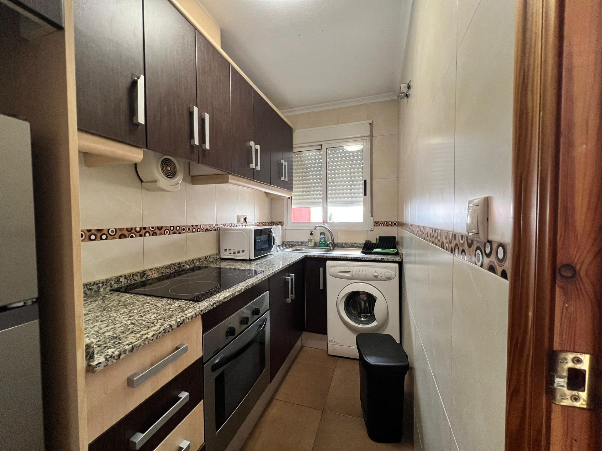 For sale - 2 Bedroom 1 Bathroom Apartment in Torrevieja - Centro  - Alicante