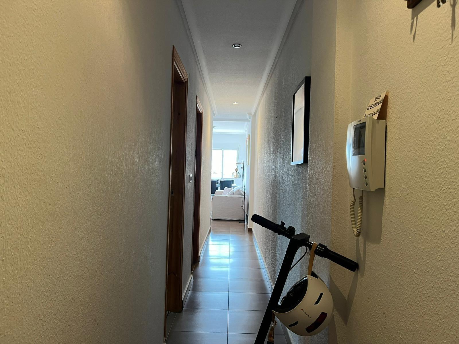 For sale - 2 Bedroom 1 Bathroom Apartment in Torrevieja - Centro  - Alicante