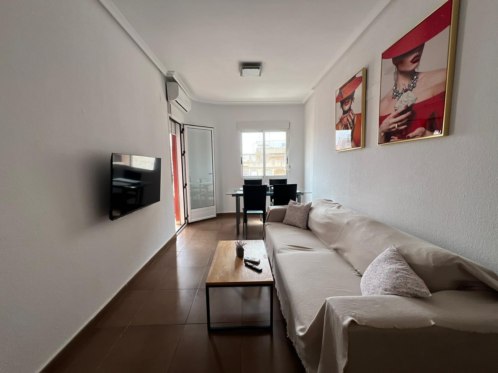 For sale - 2 Bedroom 1 Bathroom Apartment in Torrevieja - Centro  - Alicante