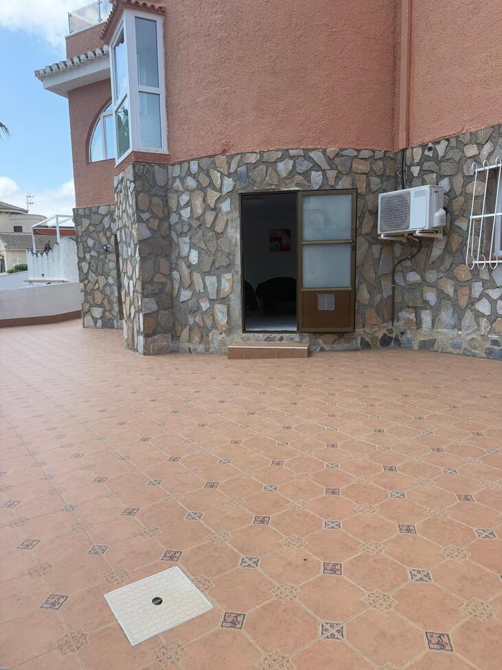 For sale - 4 Bedroom 3 Bathroom Villa in Ciudad Quesada - Costa Blanca  - Alicante