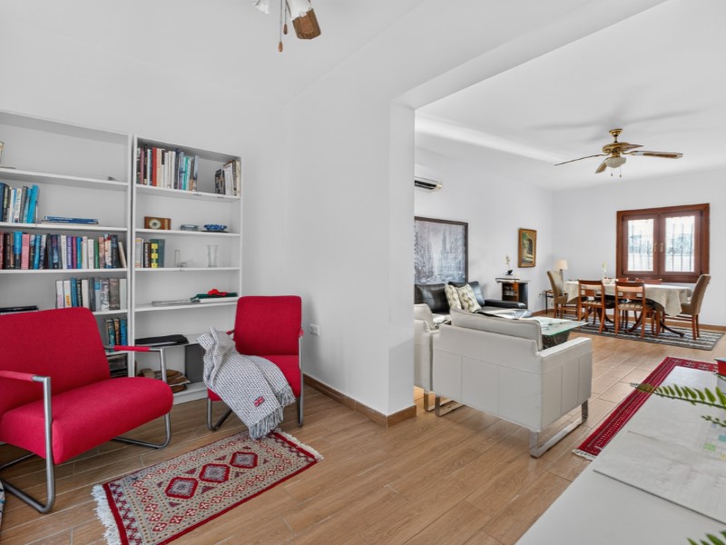 For sale - 3 Bedroom 2 Bathroom Villa in Torrevieja - Costa Blanca  - Alicante