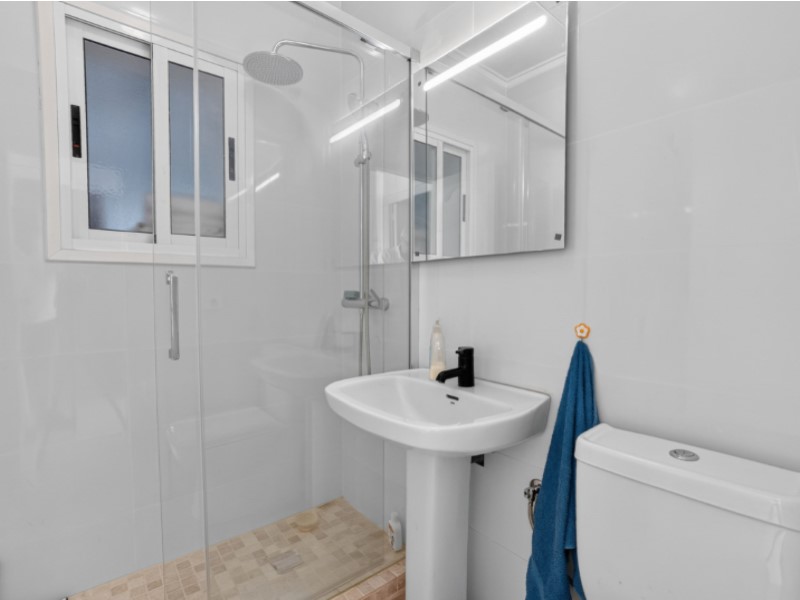 For sale - 3 Bedroom 2 Bathroom Villa in Torrevieja - Costa Blanca  - Alicante