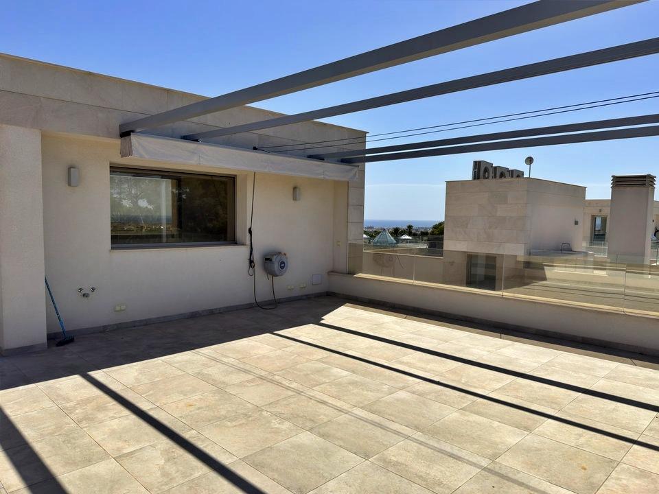 For sale - 5 Bedroom 5 Bathroom Villa in Orihuela Costa - Villamartin  - Alicante