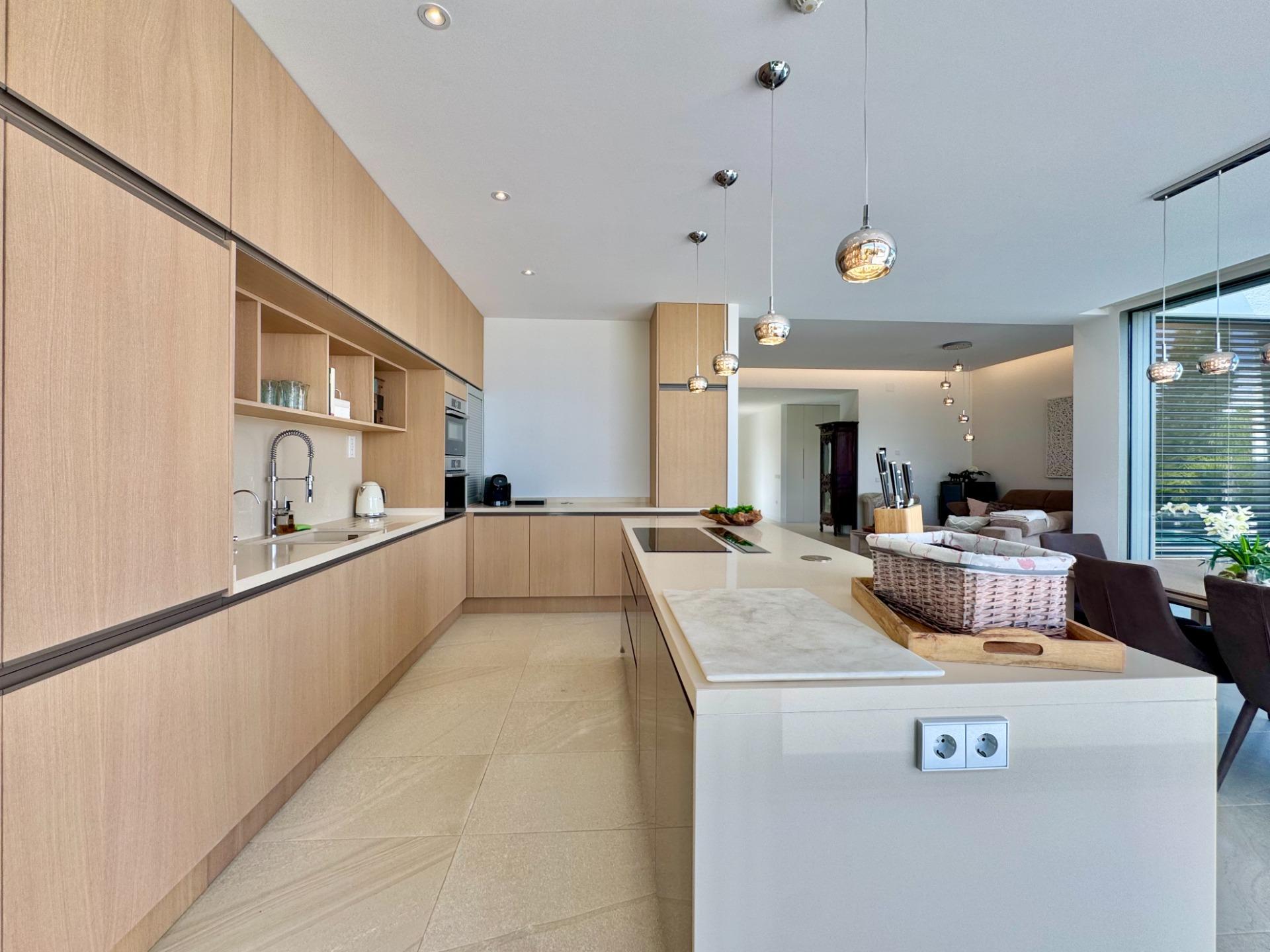 For sale - 3 Bedroom 2 Bathroom Villa in Orihuela - Las Colinas Golf  - Alicante