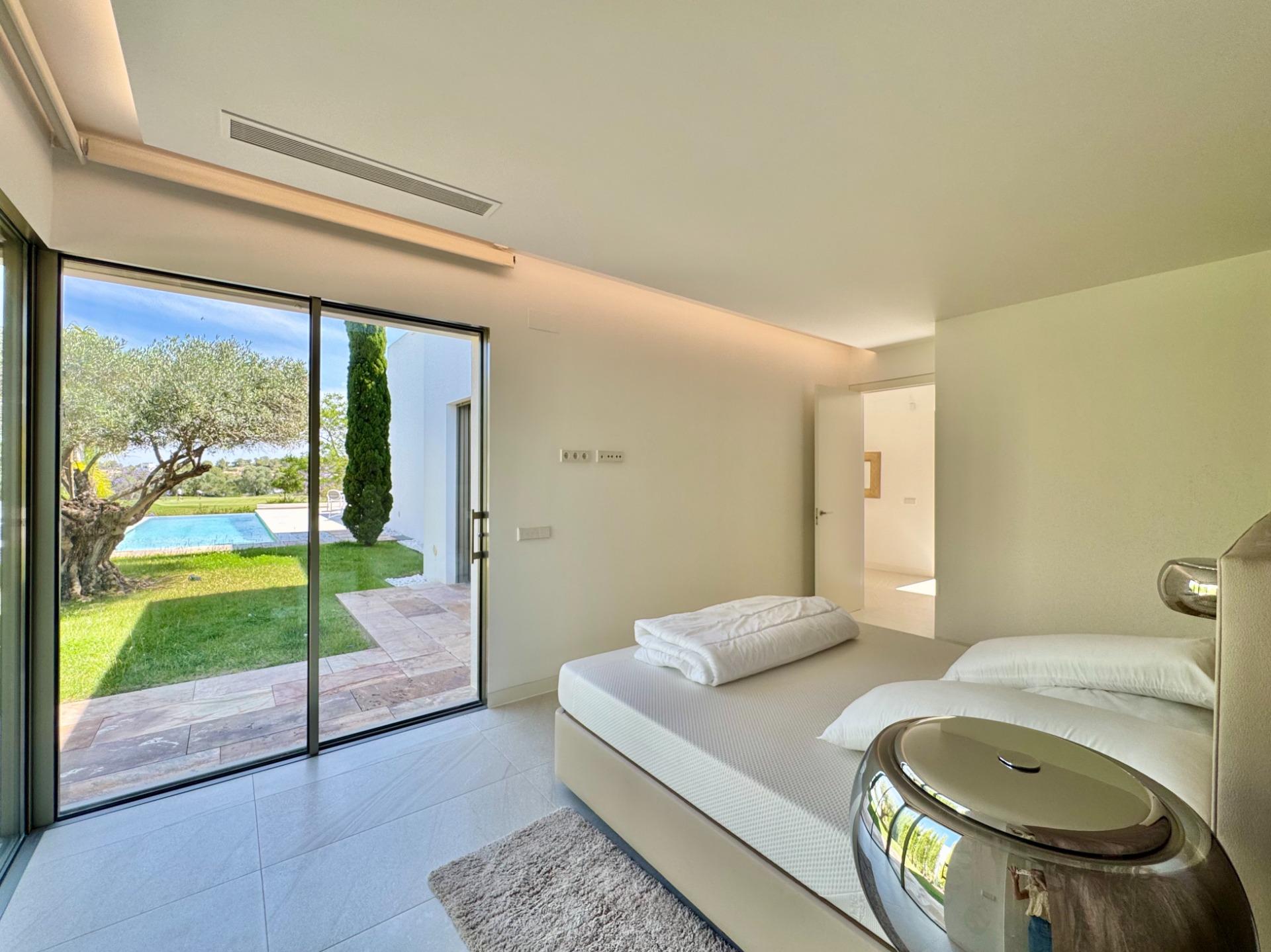 For sale - 3 Bedroom 2 Bathroom Villa in Orihuela - Las Colinas Golf  - Alicante