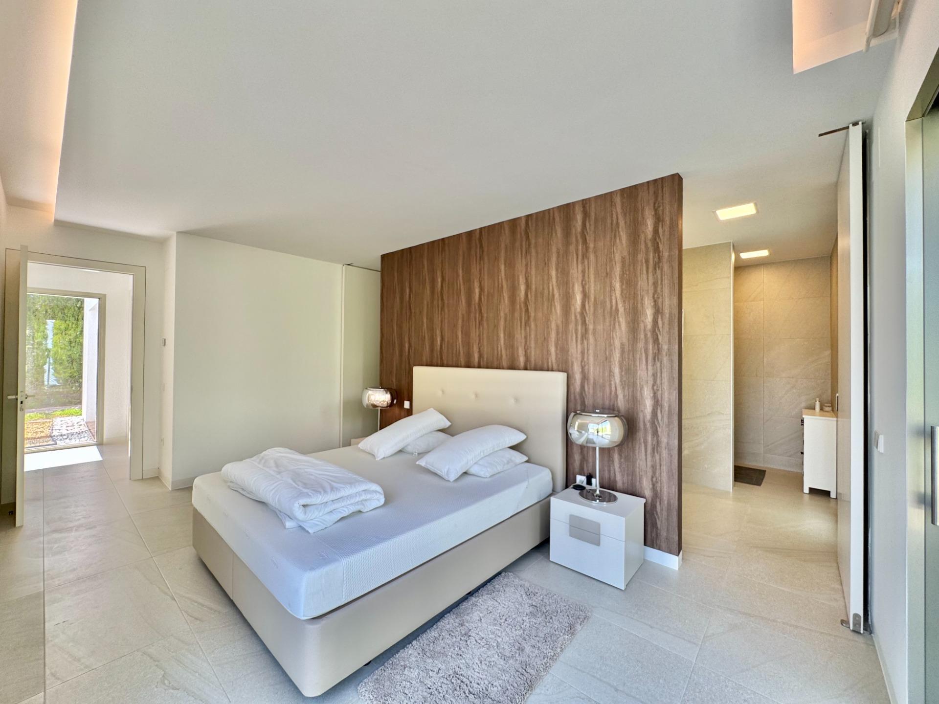 For sale - 3 Bedroom 2 Bathroom Villa in Orihuela - Las Colinas Golf  - Alicante