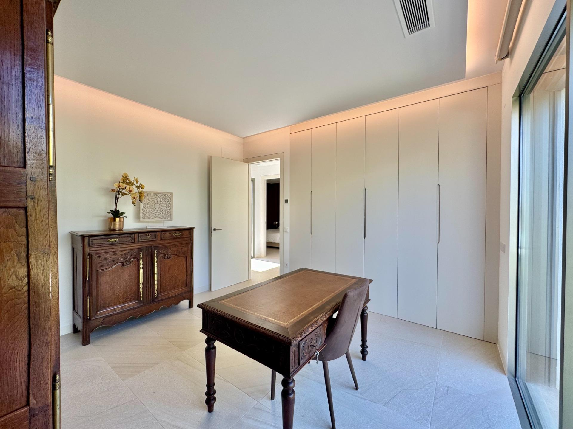 For sale - 3 Bedroom 2 Bathroom Villa in Orihuela - Las Colinas Golf  - Alicante