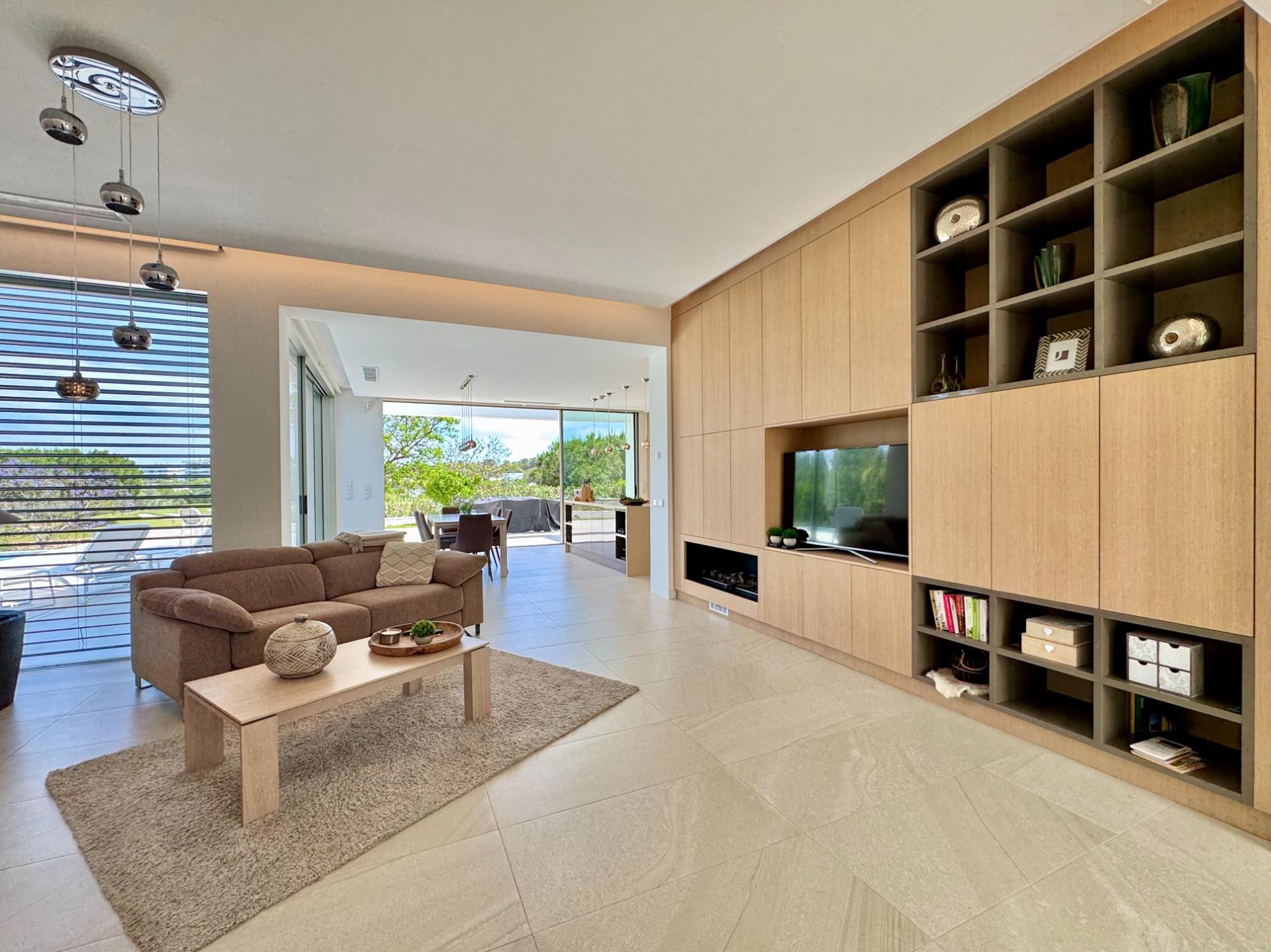 For sale - 3 Bedroom 2 Bathroom Villa in Orihuela - Las Colinas Golf  - Alicante