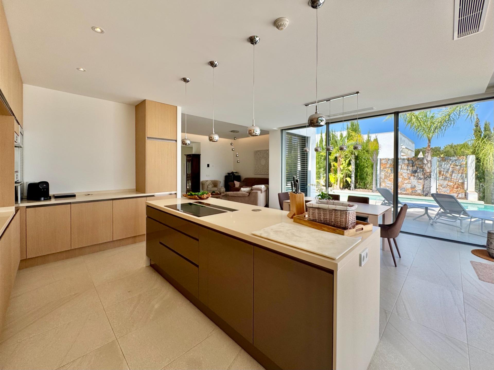 For sale - 3 Bedroom 2 Bathroom Villa in Orihuela - Las Colinas Golf  - Alicante