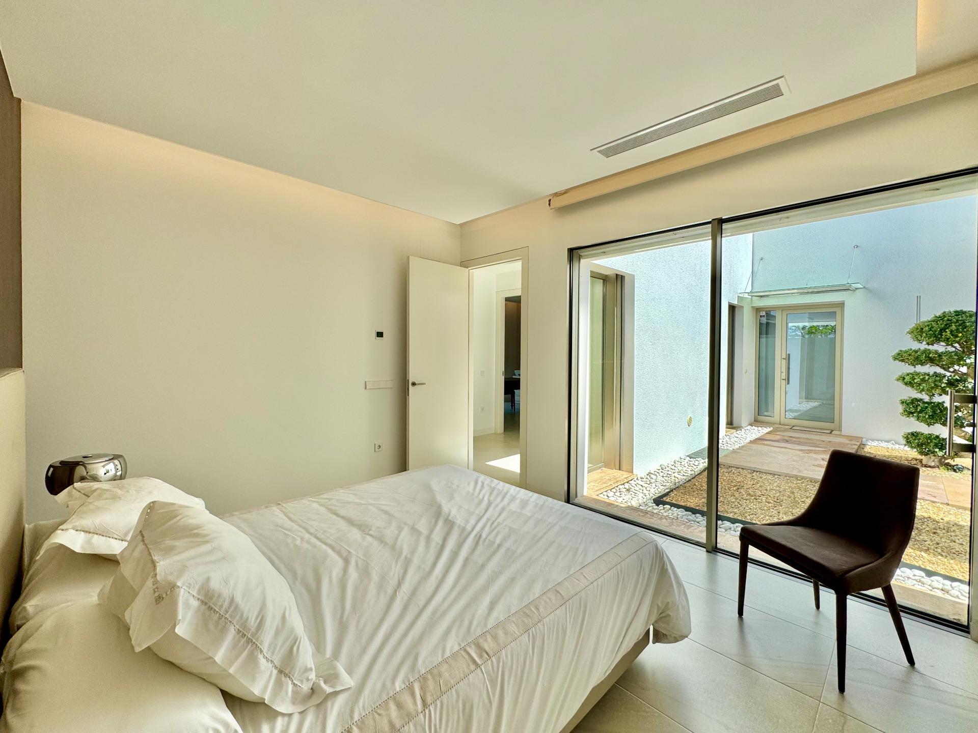 For sale - 3 Bedroom 2 Bathroom Villa in Orihuela - Las Colinas Golf  - Alicante