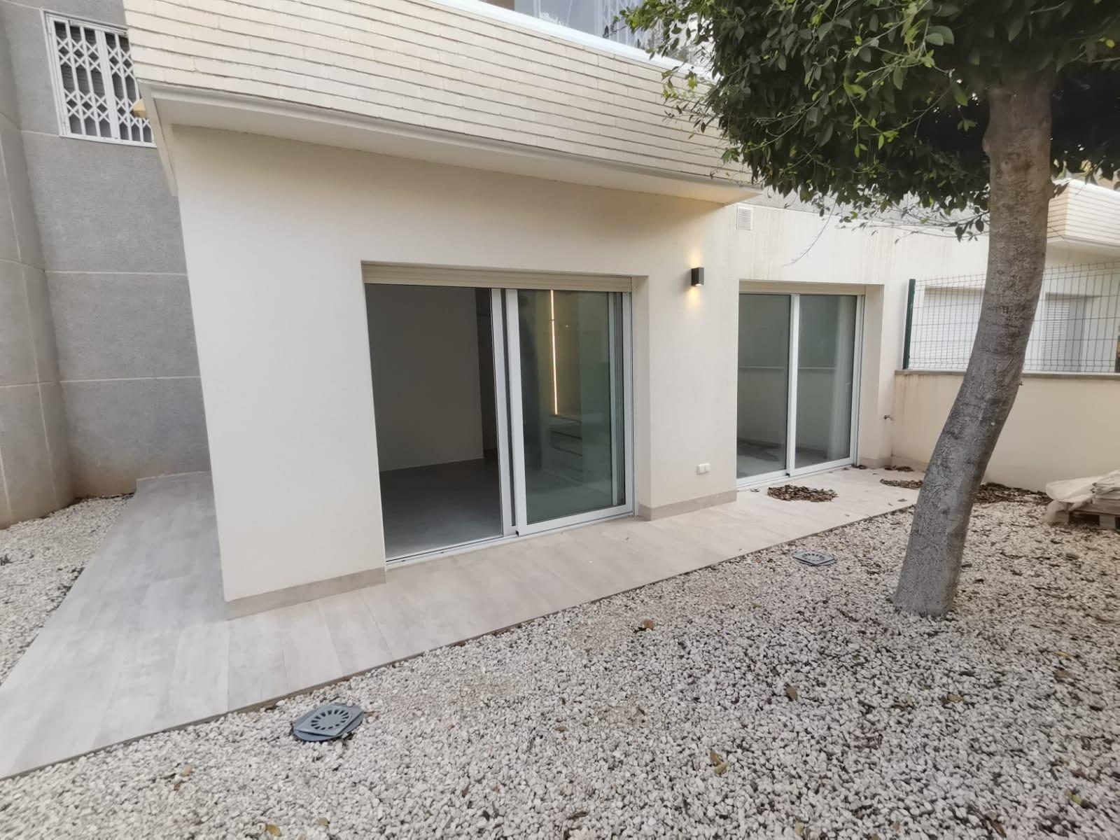 For sale - 3 Bedroom 2 Bathroom Apartment in Torrevieja - Torreblanca  - Alicante
