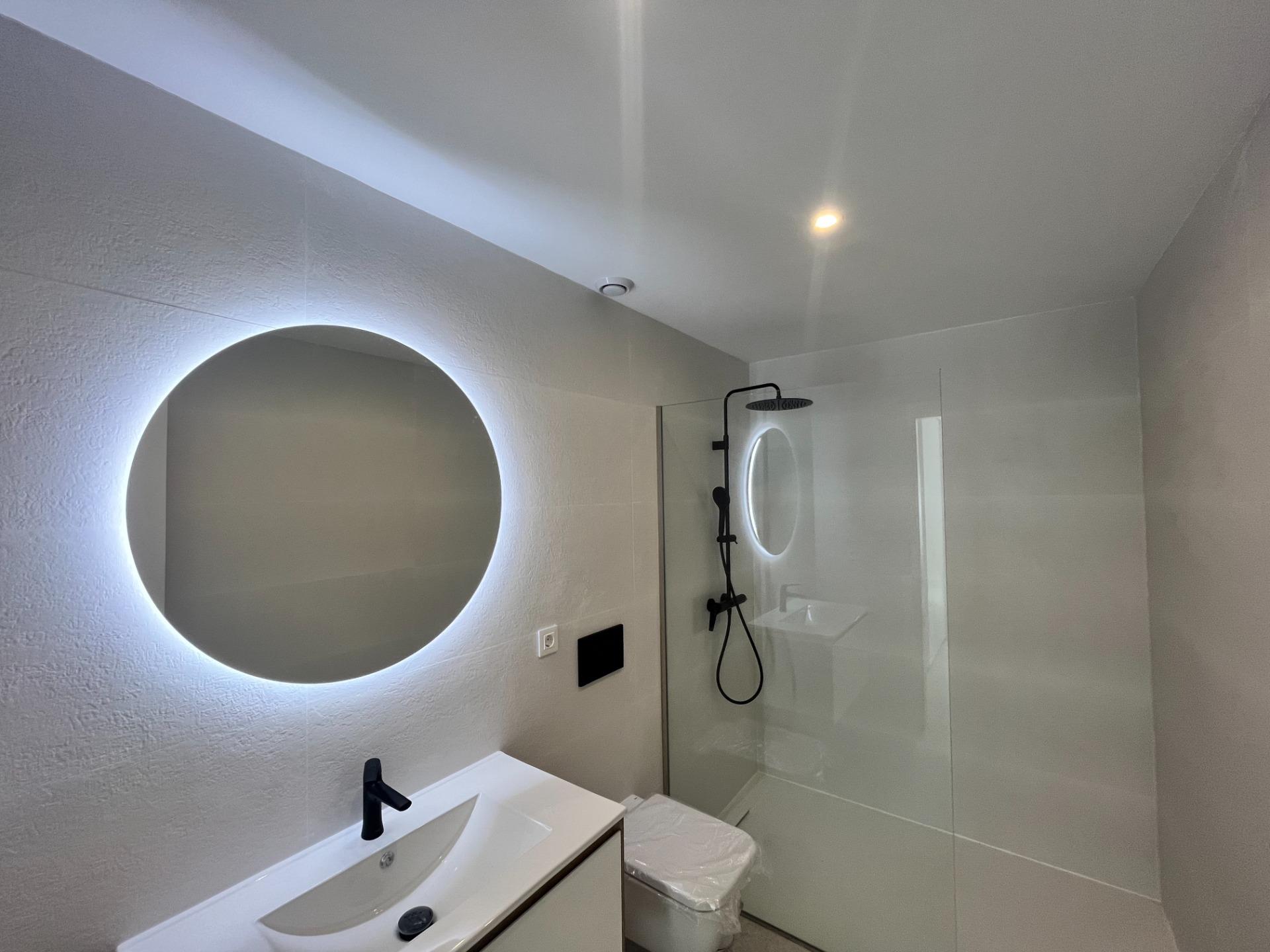 For sale - 3 Bedroom 2 Bathroom Apartment in Torrevieja - Torreblanca  - Alicante