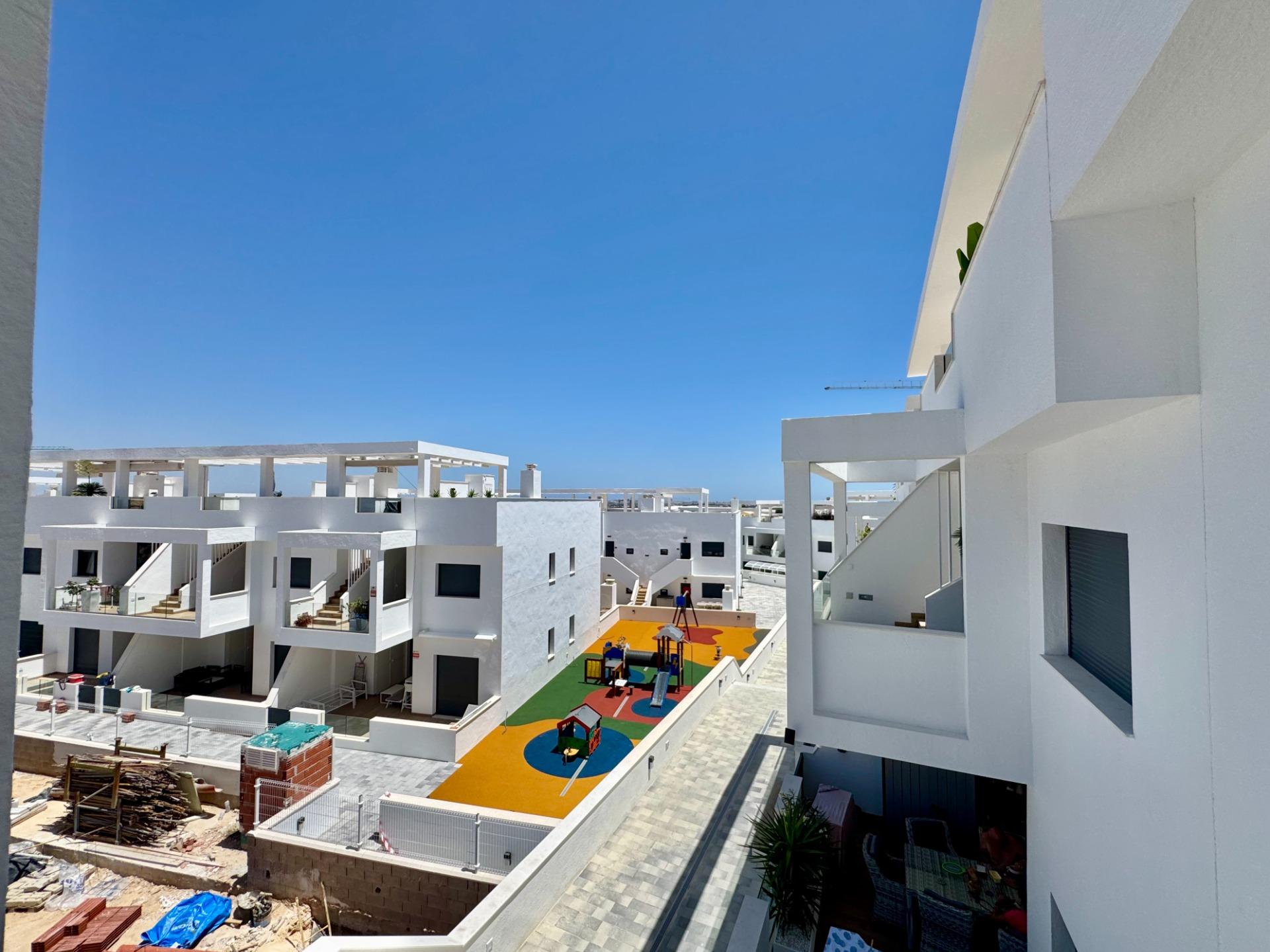 For sale - 2 Bedroom 2 Bathroom Penthouse in Torrevieja - Costa Blanca  - Alicante