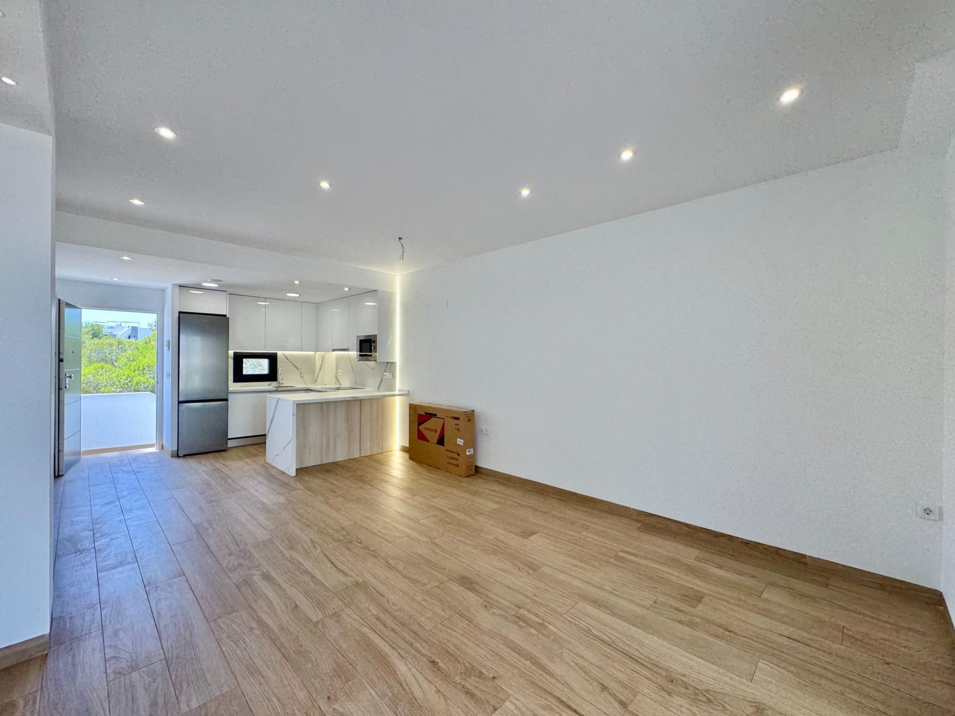 For sale - 2 Bedroom 2 Bathroom Penthouse in Torrevieja - Costa Blanca  - Alicante