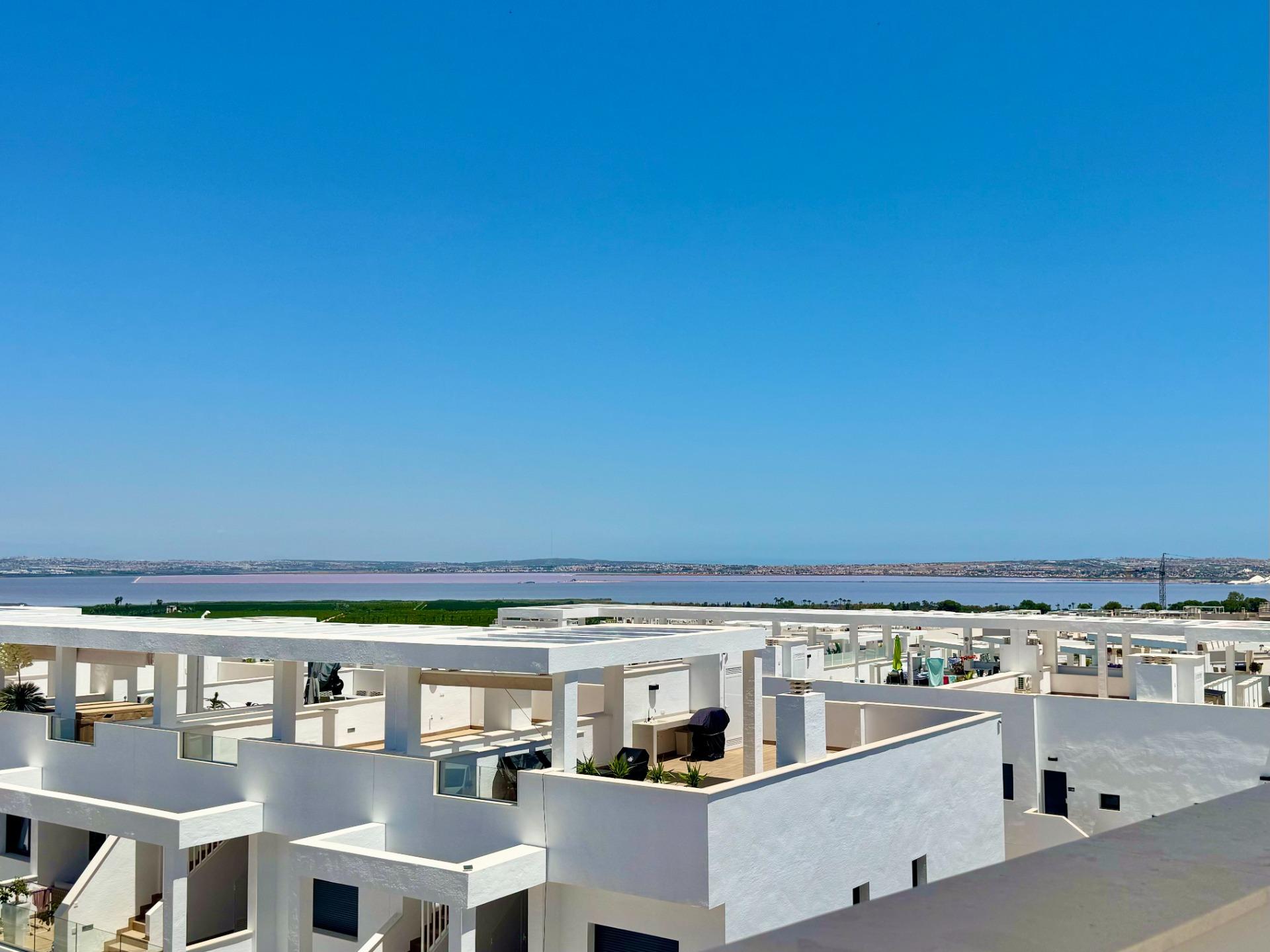 For sale - 2 Bedroom 2 Bathroom Penthouse in Torrevieja - Costa Blanca  - Alicante