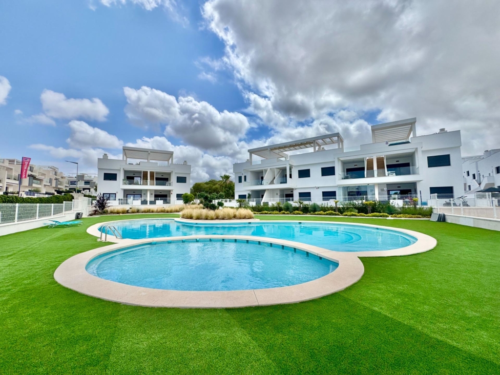 2 Bedroom 2 Bathroom Penthouse in Torrevieja