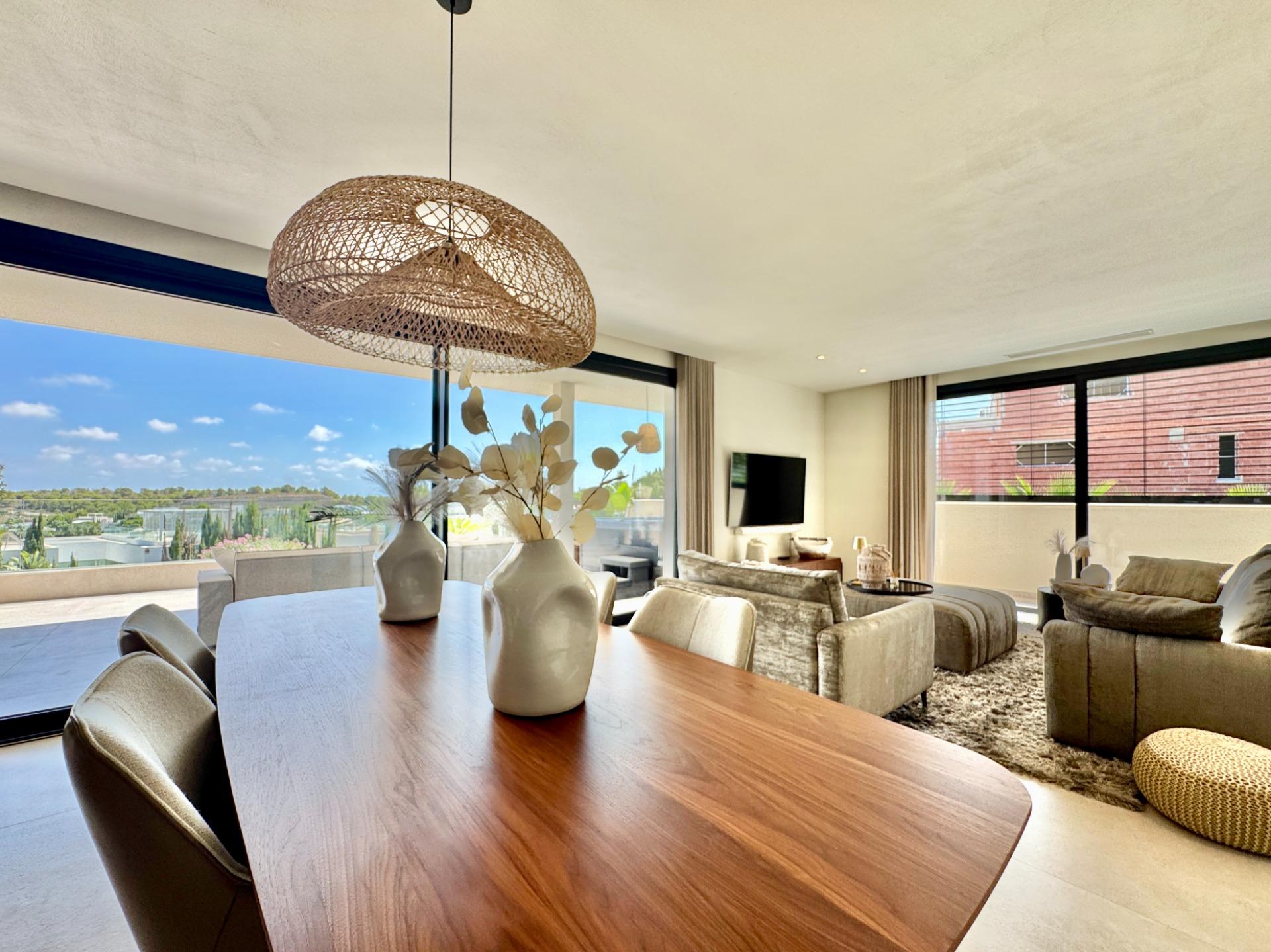 For sale - 3 Bedroom 2 Bathroom Apartment in Orihuela - Las Colinas Golf  - Alicante