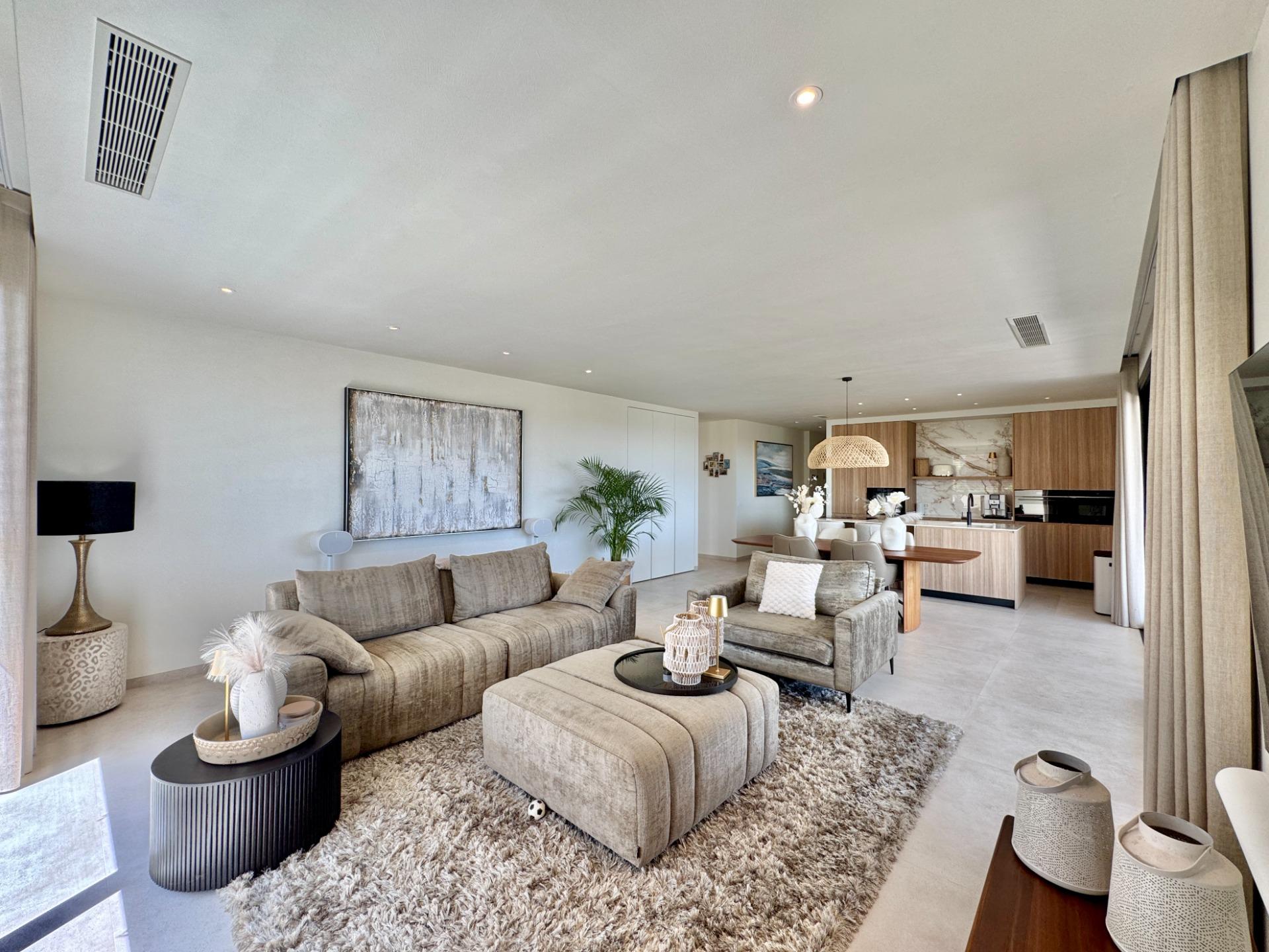 For sale - 3 Bedroom 2 Bathroom Apartment in Orihuela - Las Colinas Golf  - Alicante