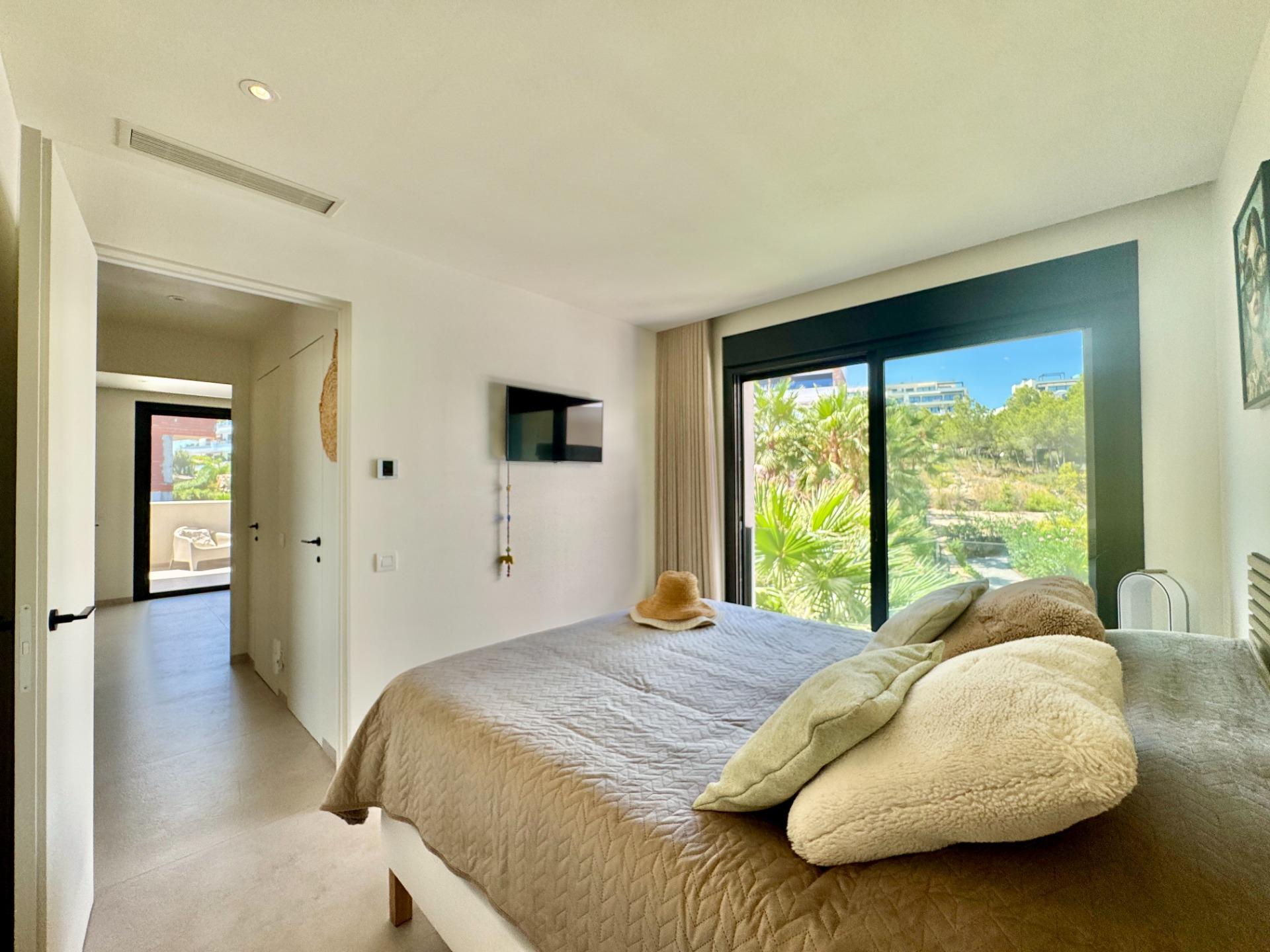 For sale - 3 Bedroom 2 Bathroom Apartment in Orihuela - Las Colinas Golf  - Alicante