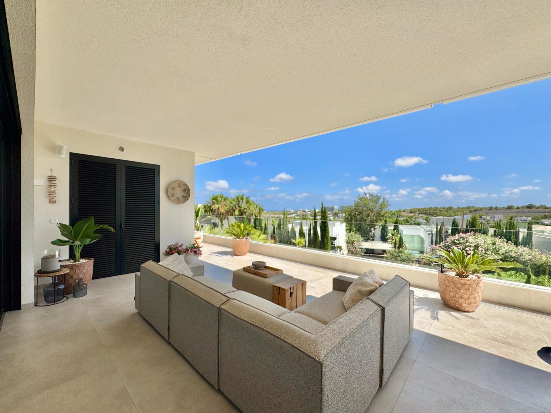 For sale - 3 Bedroom 2 Bathroom Apartment in Orihuela - Las Colinas Golf  - Alicante