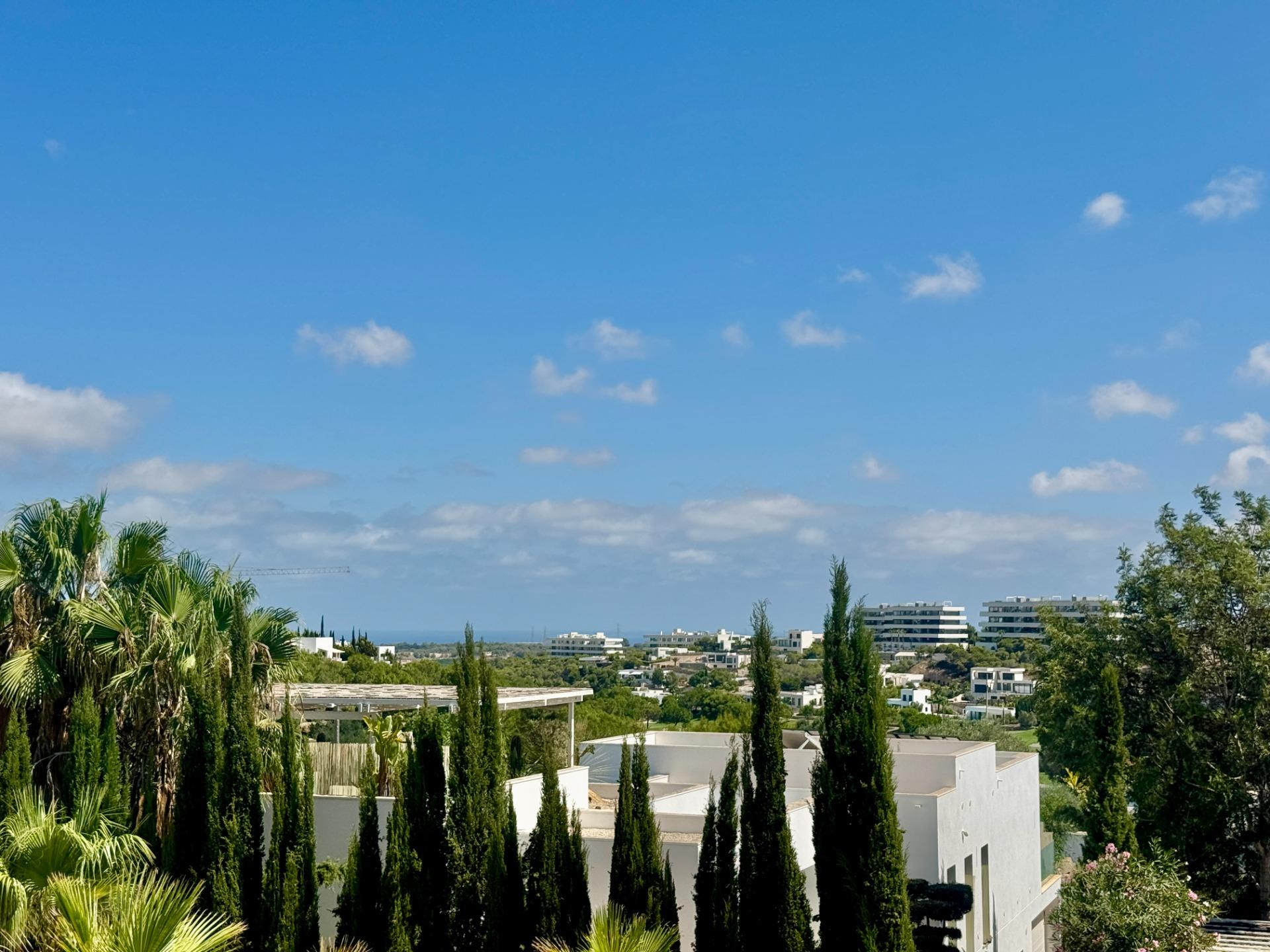 For sale - 3 Bedroom 2 Bathroom Apartment in Orihuela - Las Colinas Golf  - Alicante