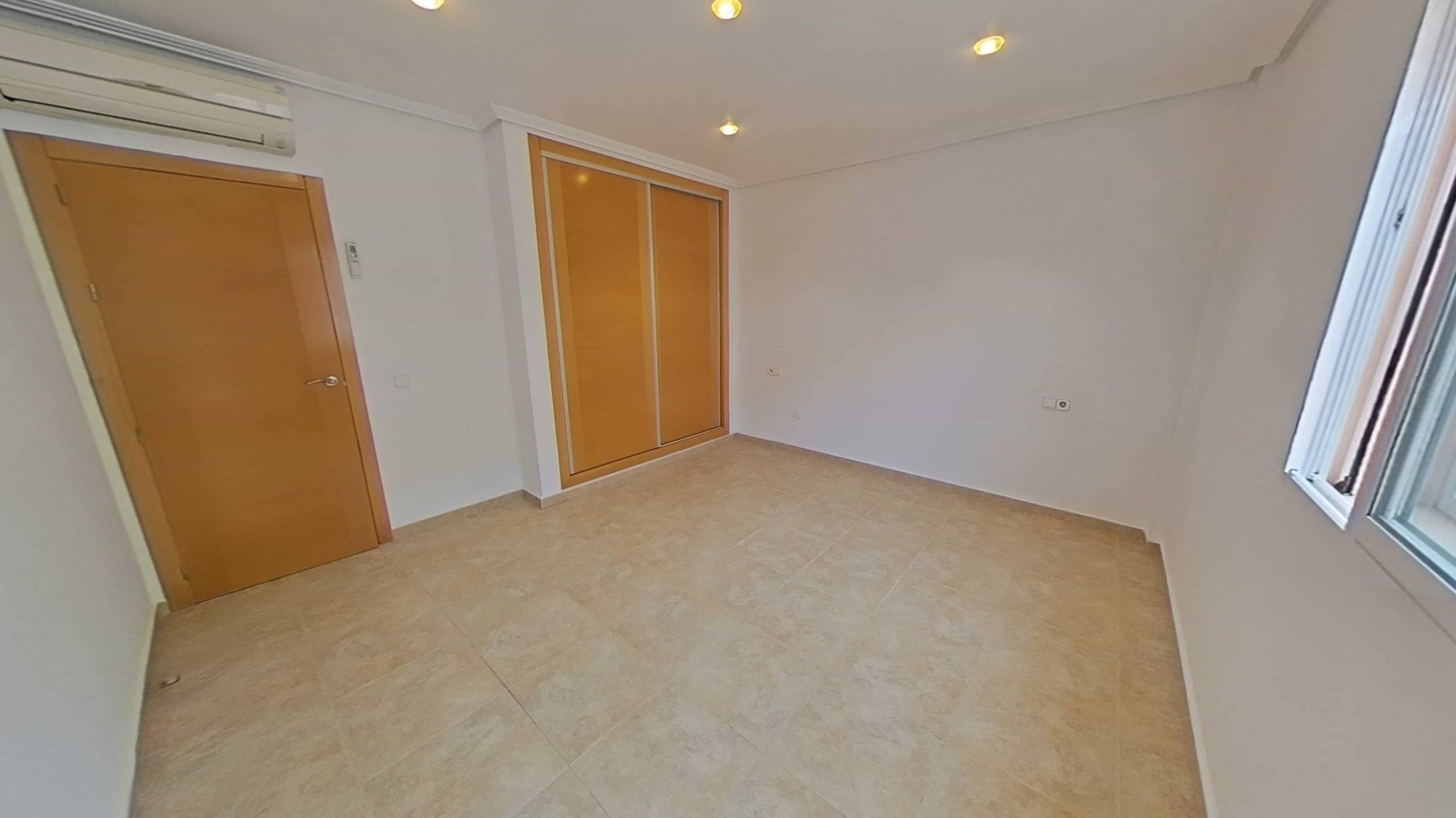 For sale - 4 Bedroom 1 Bathroom Duplex in Santiago de la Ribera - Santiago De La Ribera  - Murcia