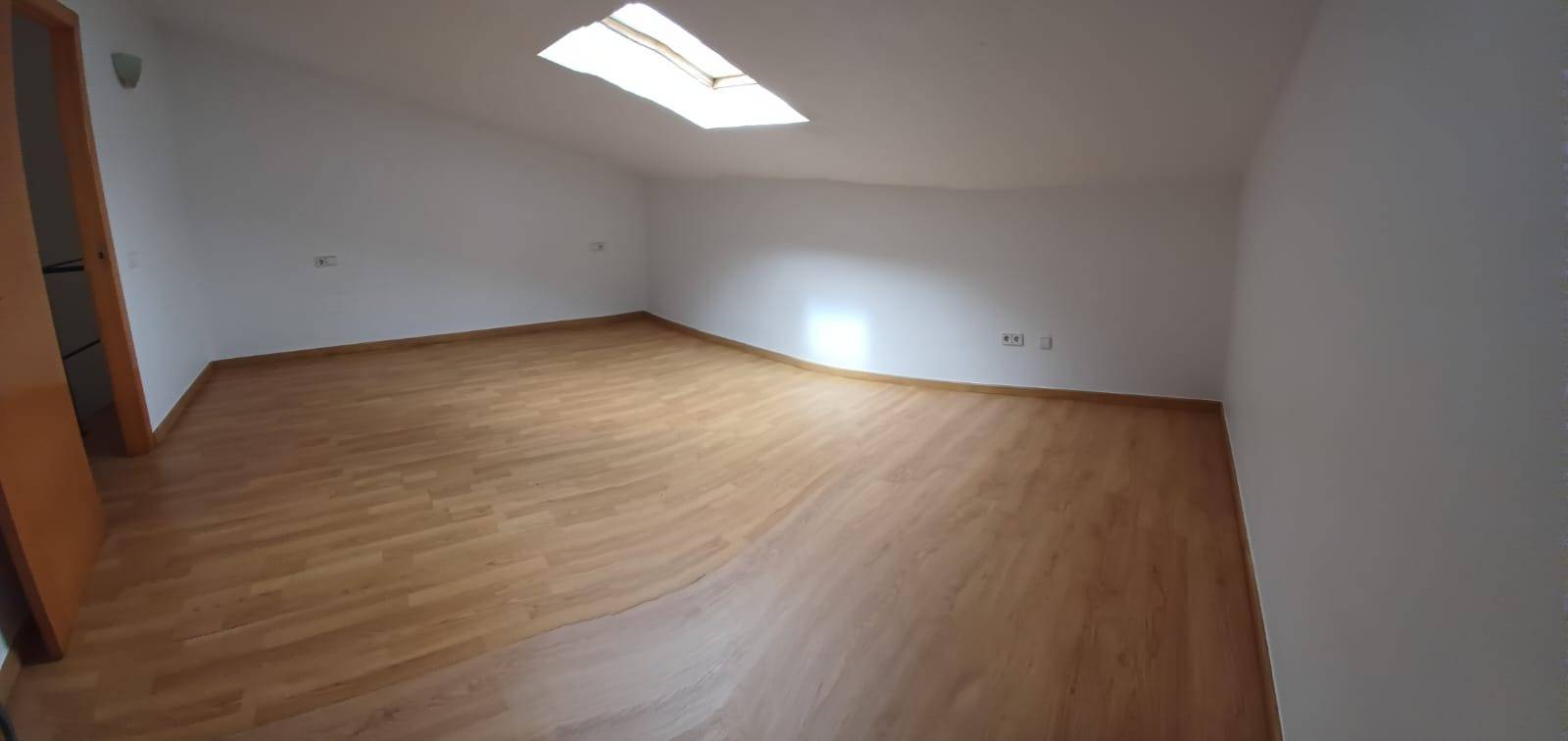 For sale - 4 Bedroom 1 Bathroom Duplex in Santiago de la Ribera - Santiago De La Ribera  - Murcia