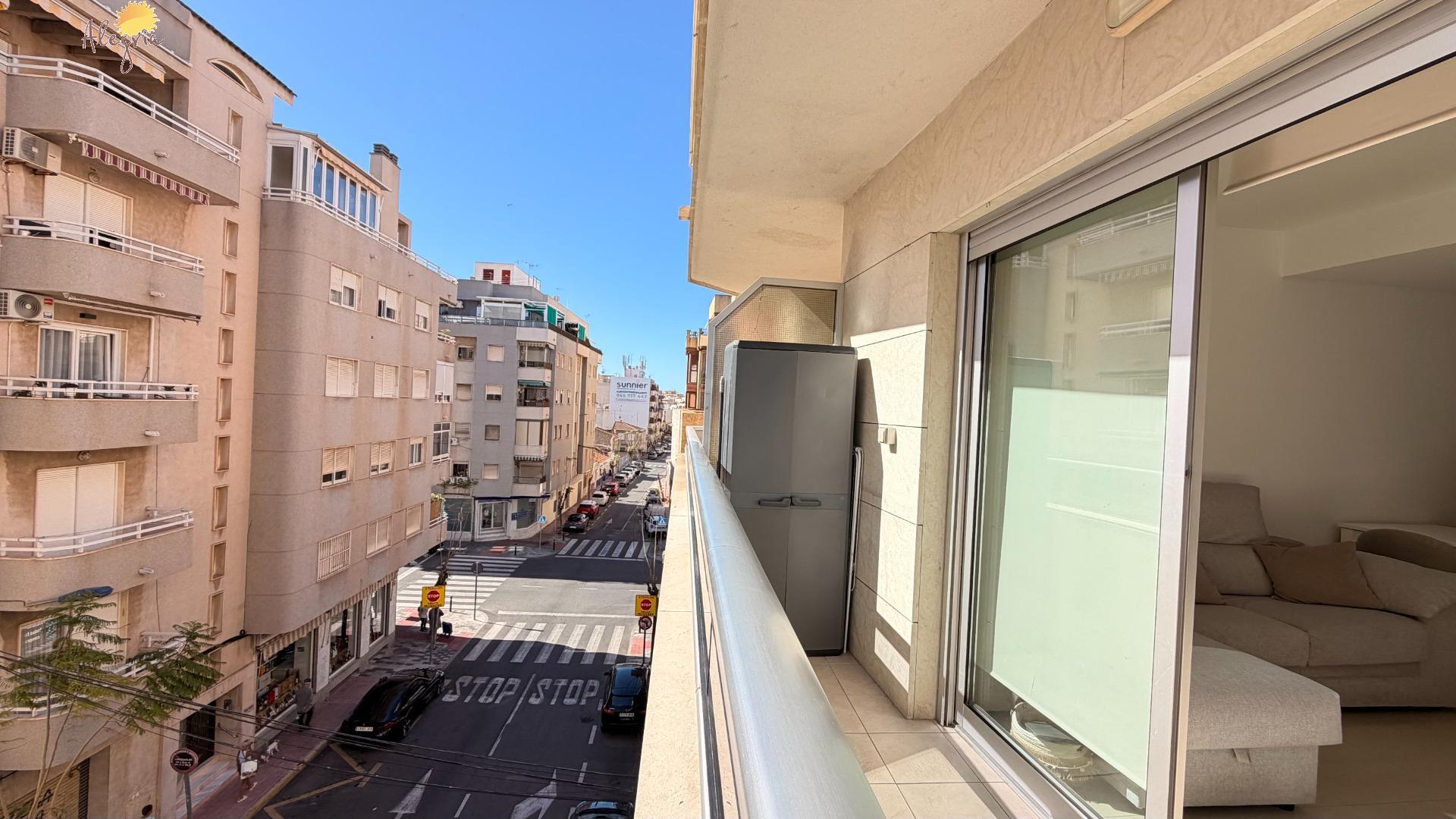 For sale - 2 Bedroom 1 Bathroom Apartment in Torrevieja - PARQUE DE LAS NACIONES  - Alicante