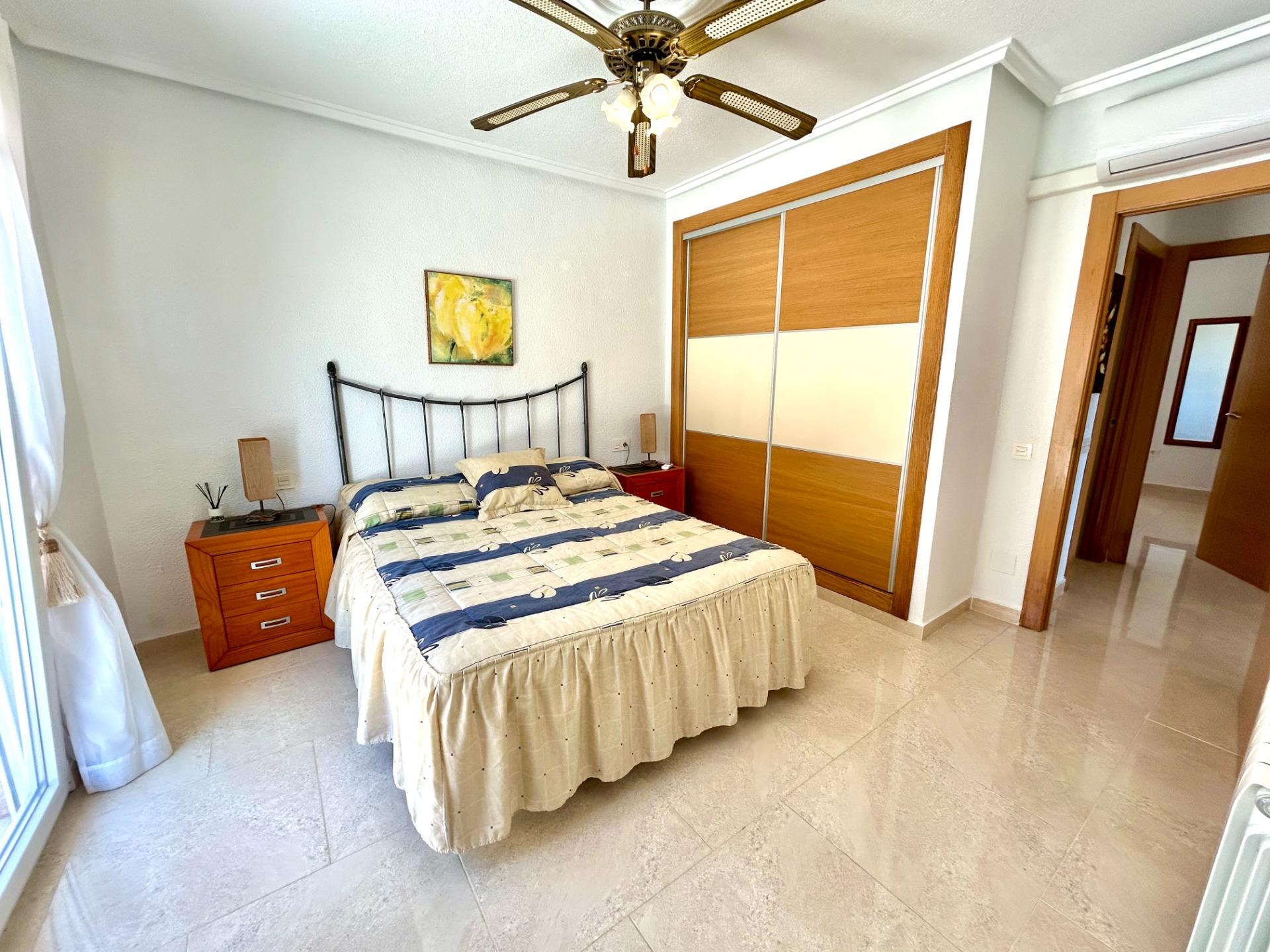For sale - 5 Bedroom 3 Bathroom Villa in Ciudad Quesada - Ciudad Quesada  - Alicante