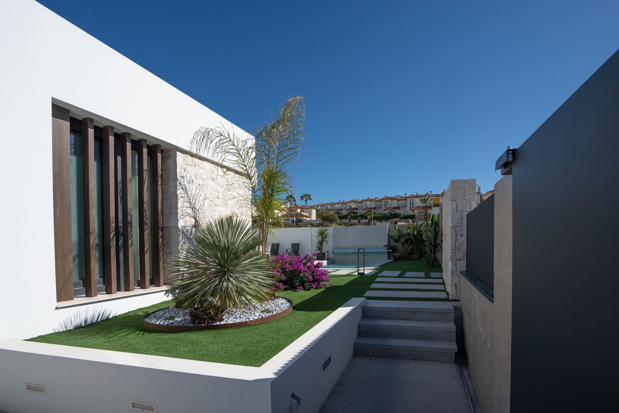 For sale - 4 Bedroom 4 Bathroom Villa in Rojales - Inland  - Alicante