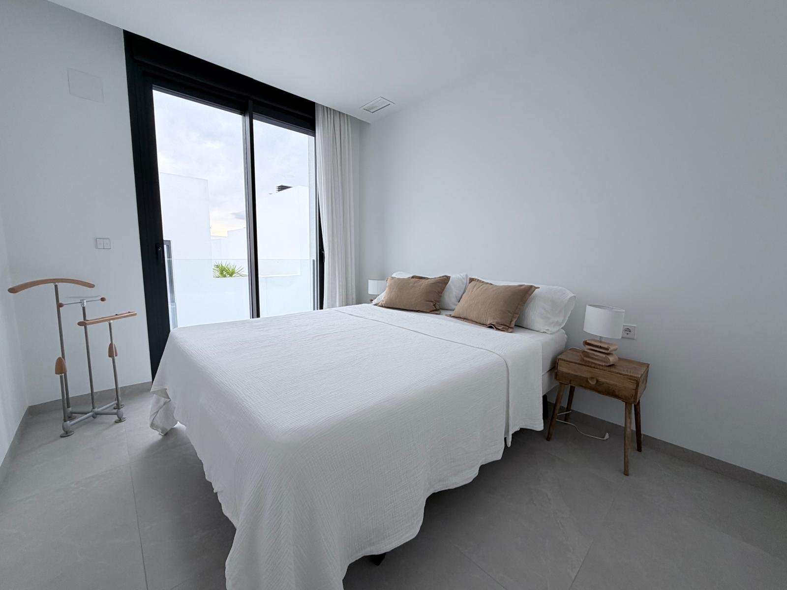 For sale - 4 Bedroom 4 Bathroom Villa in Rojales - Inland  - Alicante