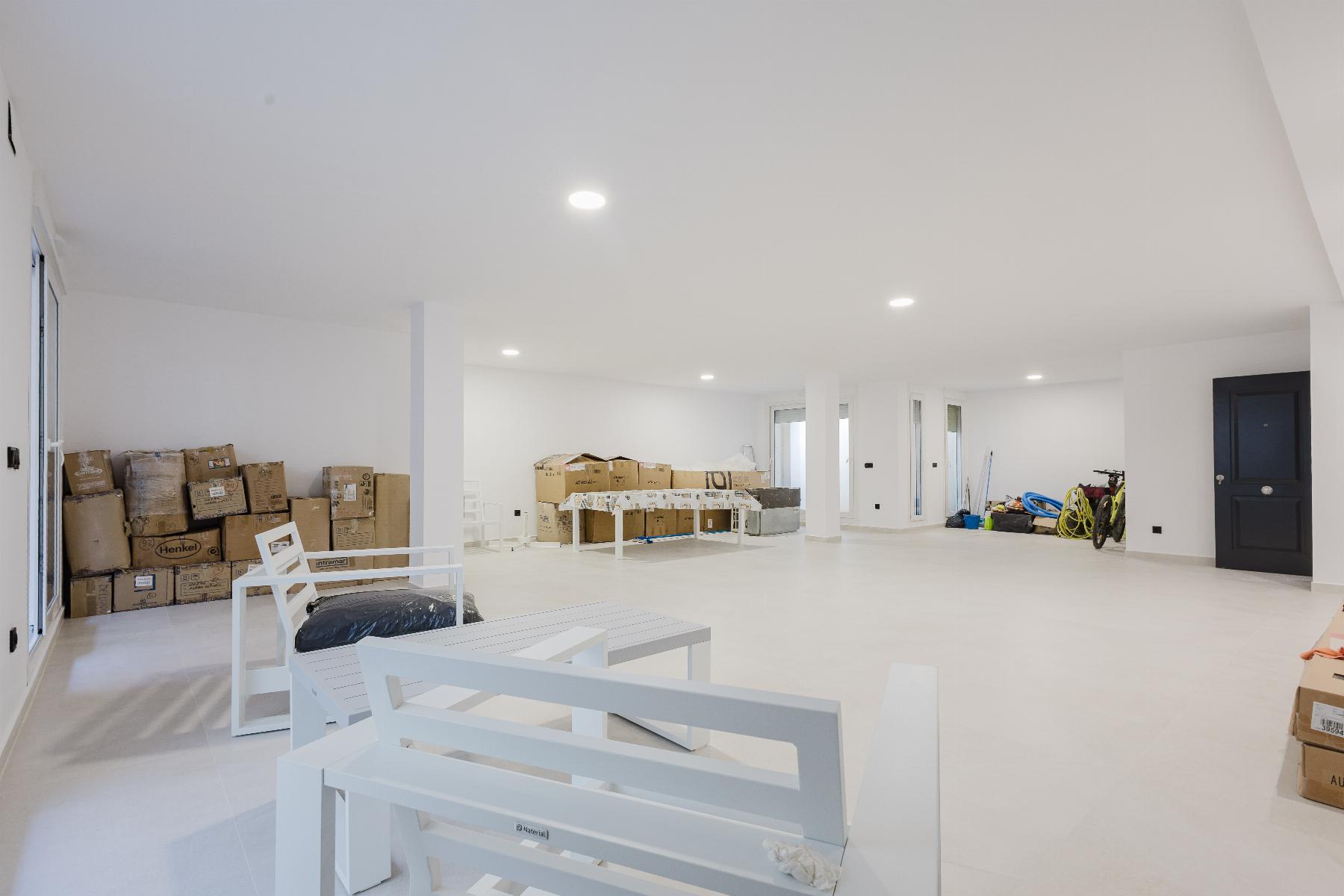 For sale - 4 Bedroom 4 Bathroom Villa in Algorfa - Inland  - Alicante