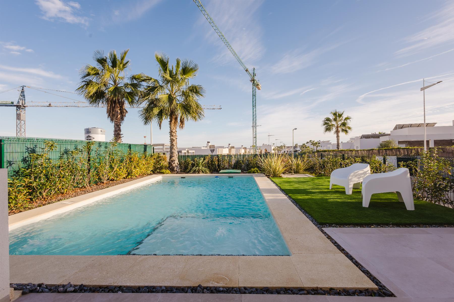 For sale - 4 Bedroom 4 Bathroom Villa in Algorfa - Inland  - Alicante