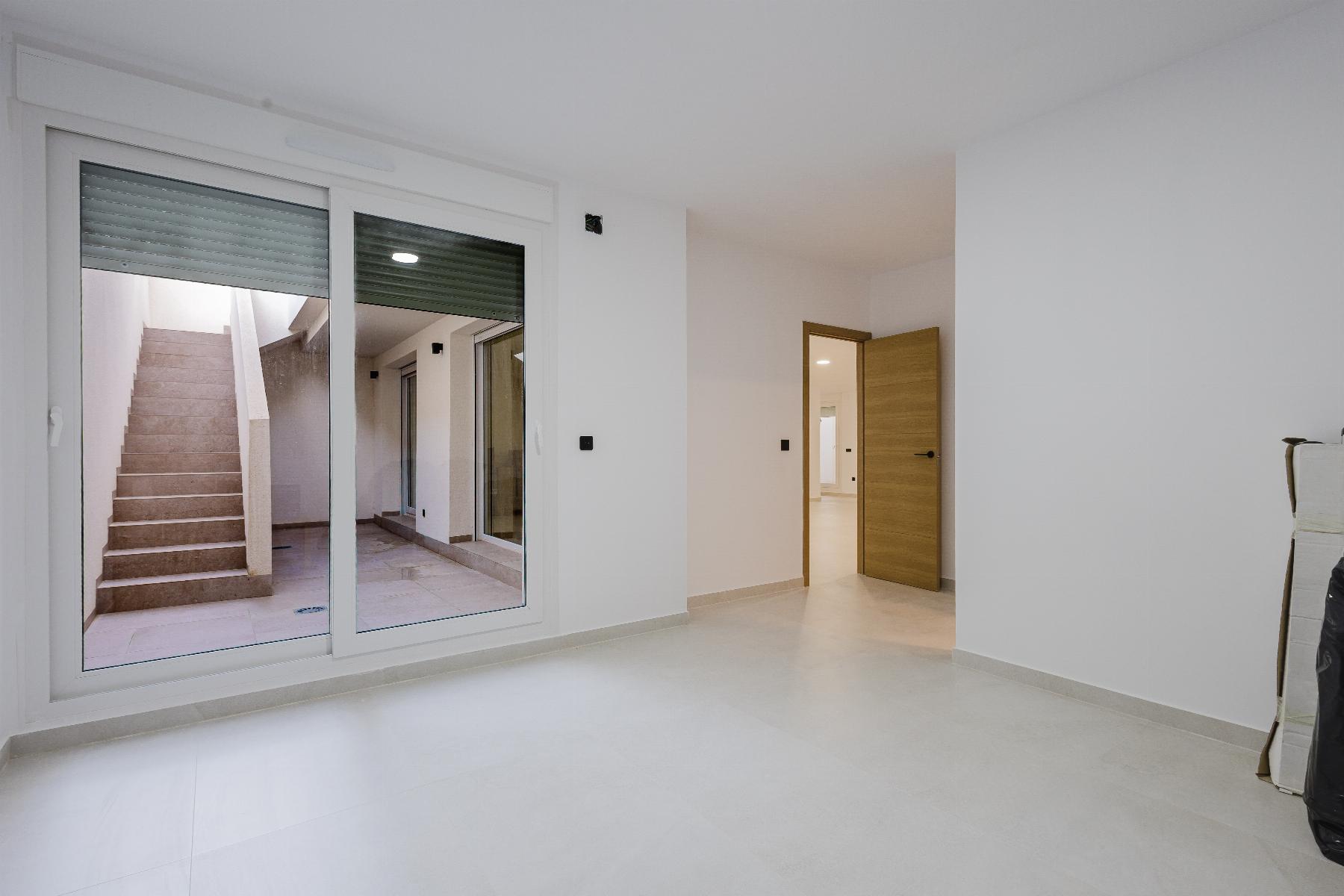 For sale - 4 Bedroom 4 Bathroom Villa in Algorfa - Inland  - Alicante